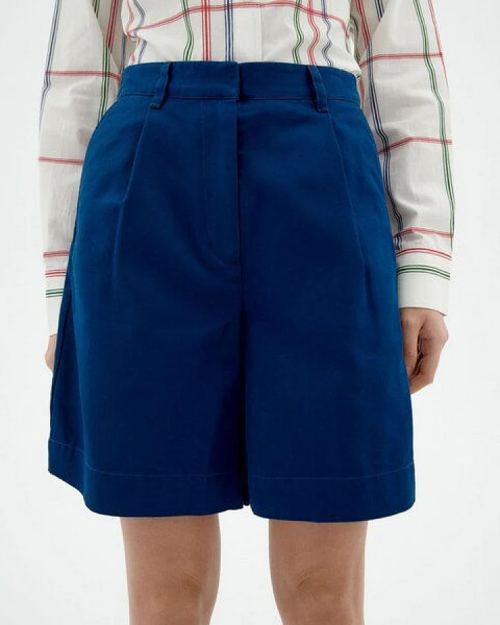 Blau