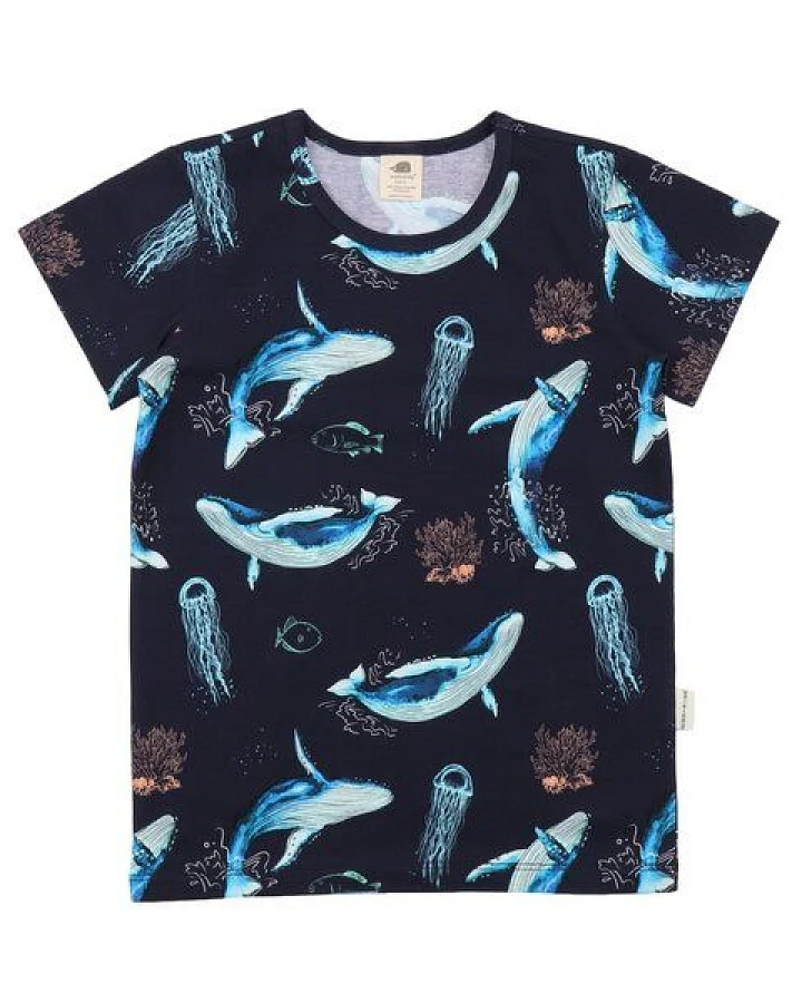 Kinder T-Shirt GOTS zertifiziert, Bio-Baumwolle, dunkelblau, Wal-Muster „Dancing Whales“, weich – Walkiddy