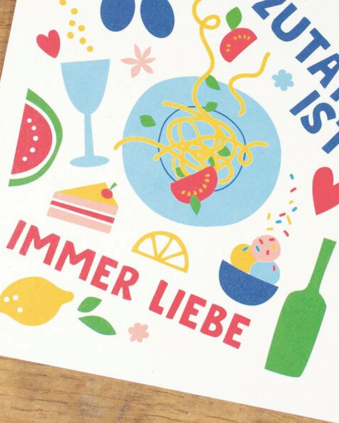 Bow & Hummingbird Postkarte "Die geheime Zutat ist immer Liebe" aus Recyclingpapier – Ansicht 2
