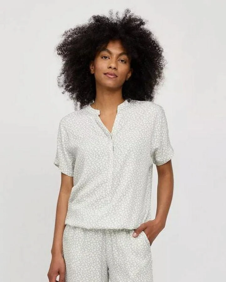 Mazine Gemusterte Bluse mit V-Ausschnitt - aus Ecovero