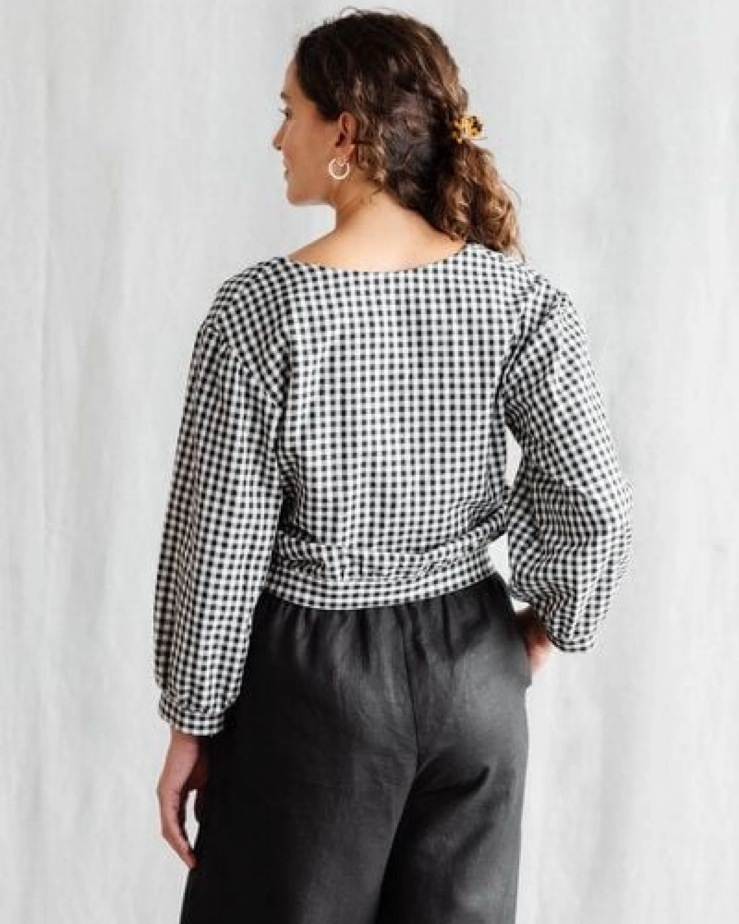 Jyoti - Fair Works Bio-Baumwoll Bluse Sahay Kariert – Ansicht 4