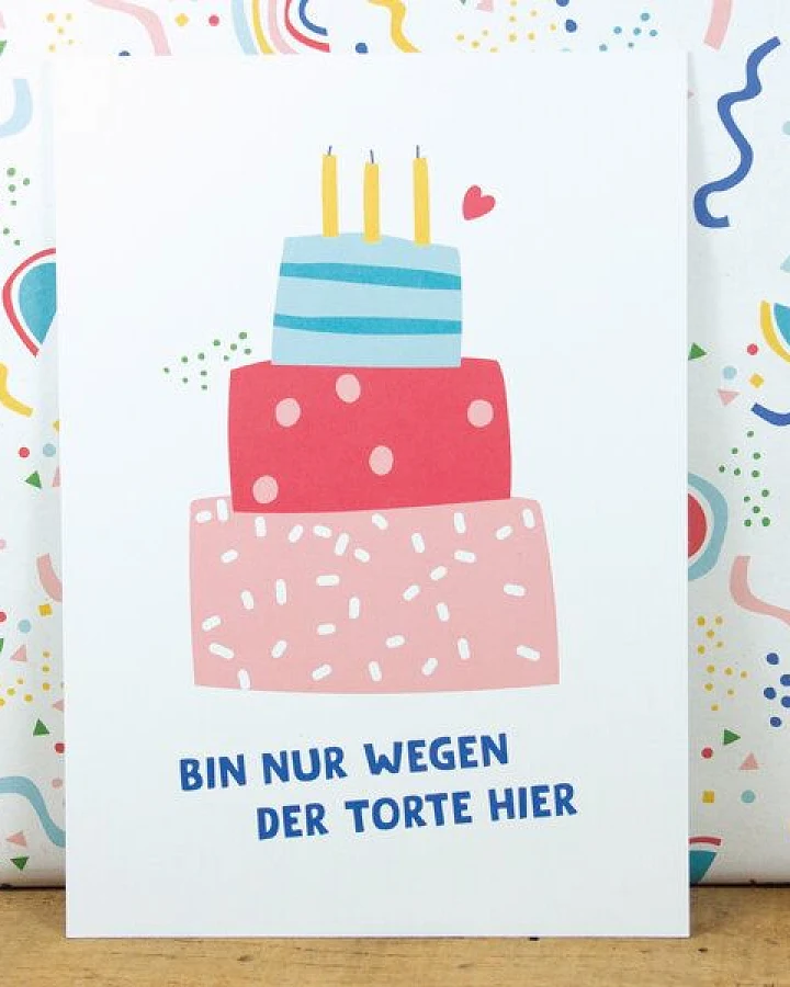 Bow & Hummingbird Postkarte "Bin nur wegen der Torte hier" aus Recyclingpapier