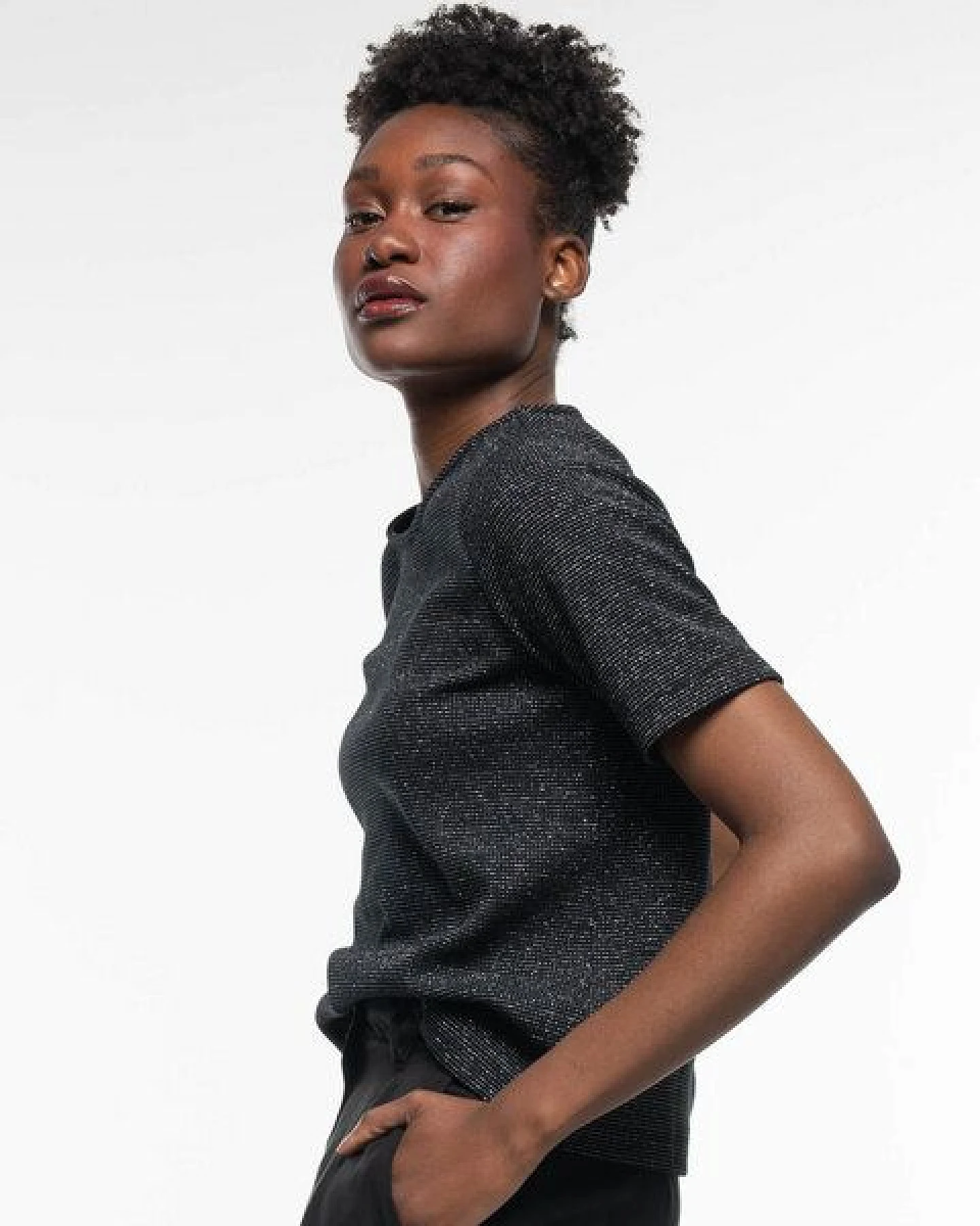 Alma & Lovis Edles Glitzer-Shirt in Waffelpiqué aus Organic Cotton – Ansicht 3