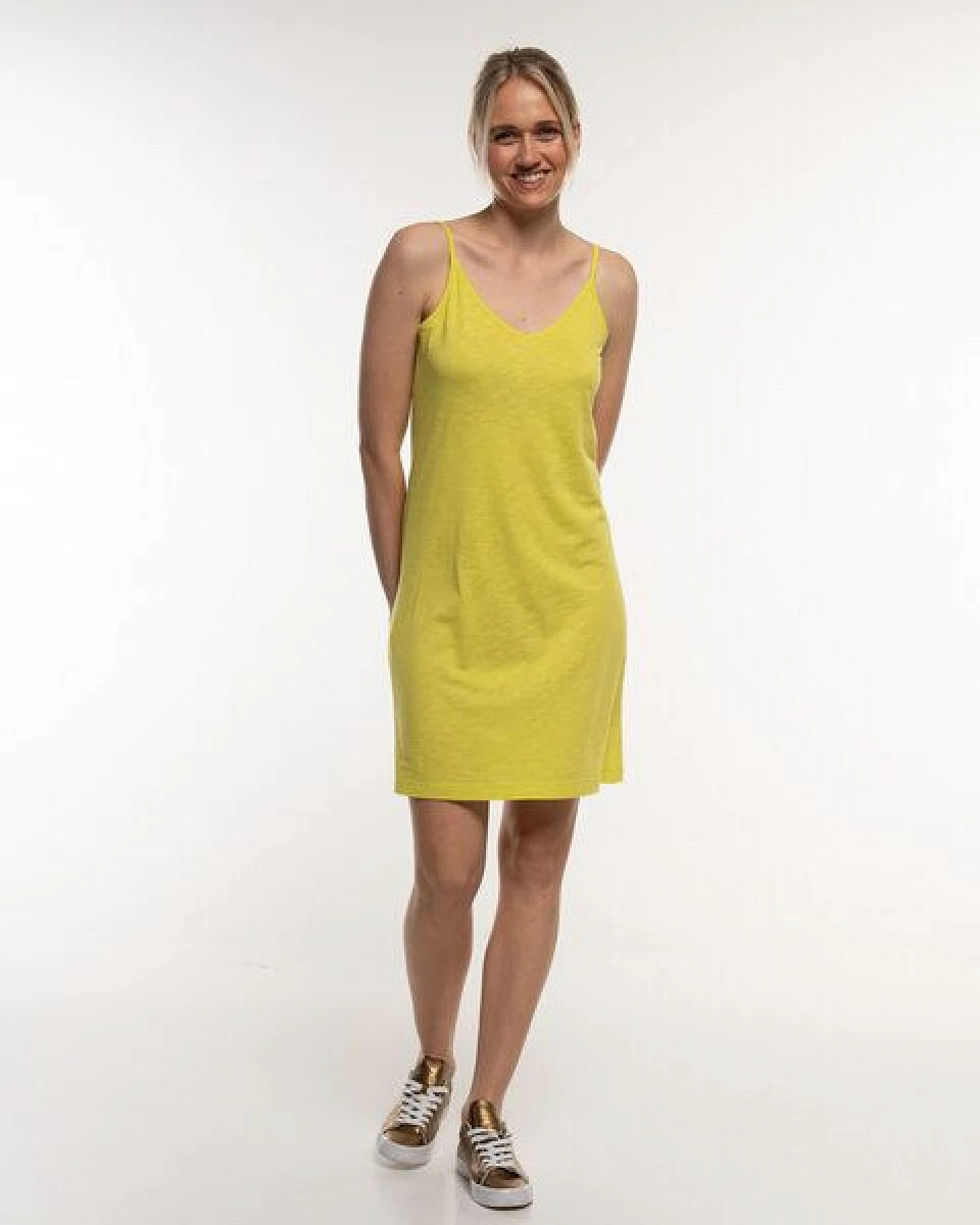 Alma & Lovis Luftiges Trägerkleid aus leichter Bio-Baumwolle / EcoVero – Ansicht 2