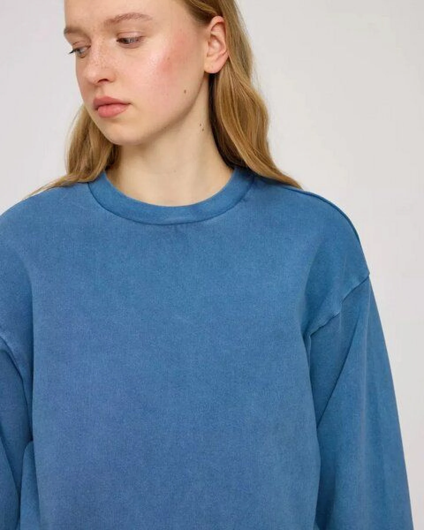 Mazine Genderless Sweatshirt Natural Dye - aus Bio-Baumwolle – Ansicht 4