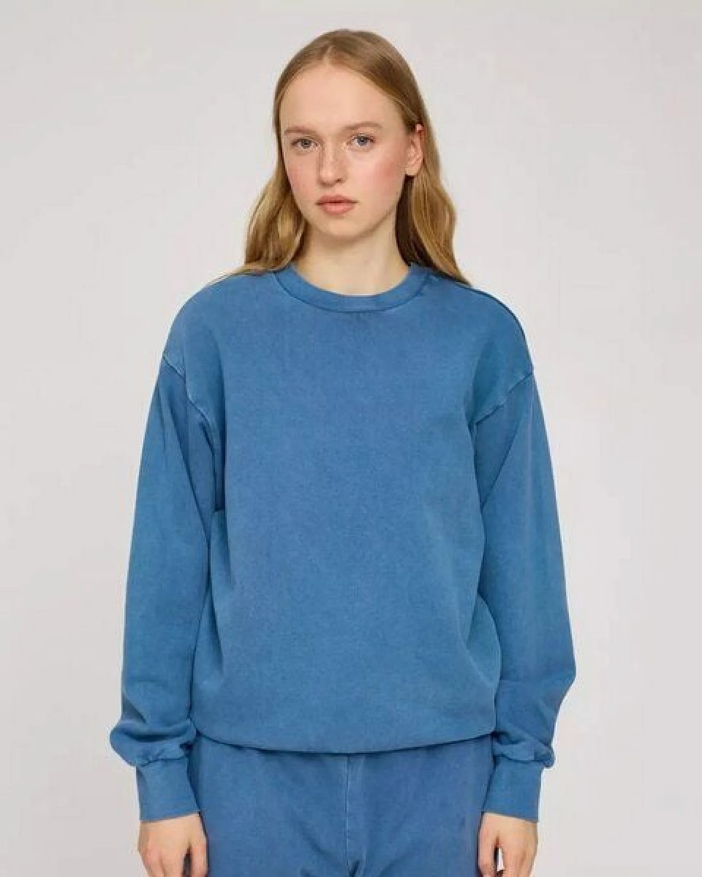Mazine Genderless Sweatshirt Natural Dye - aus Bio-Baumwolle – Ansicht 2