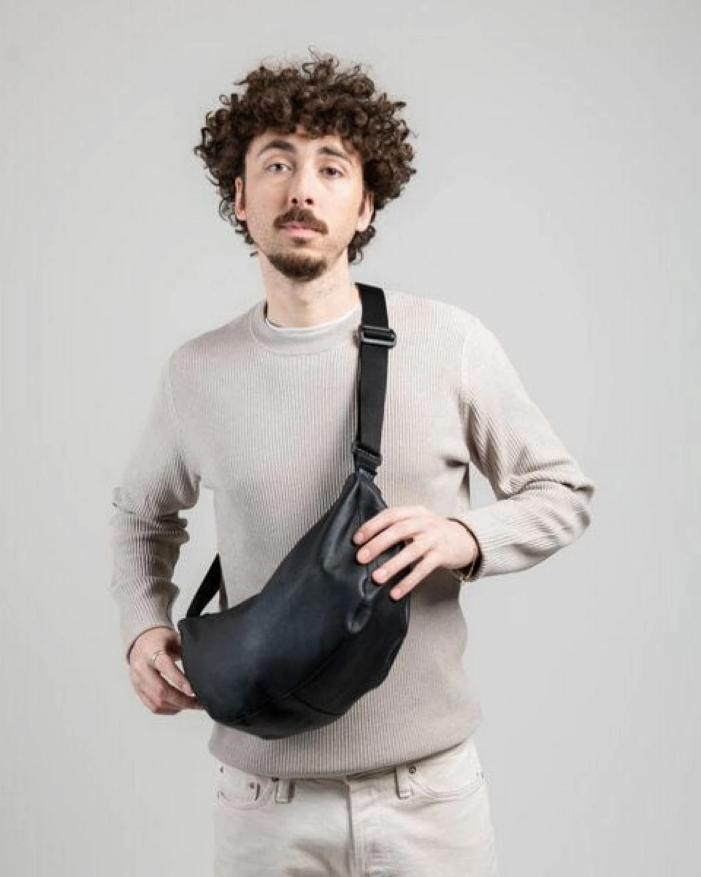 MOOT Die Moonbag aus Lederjacken – Ansicht 4