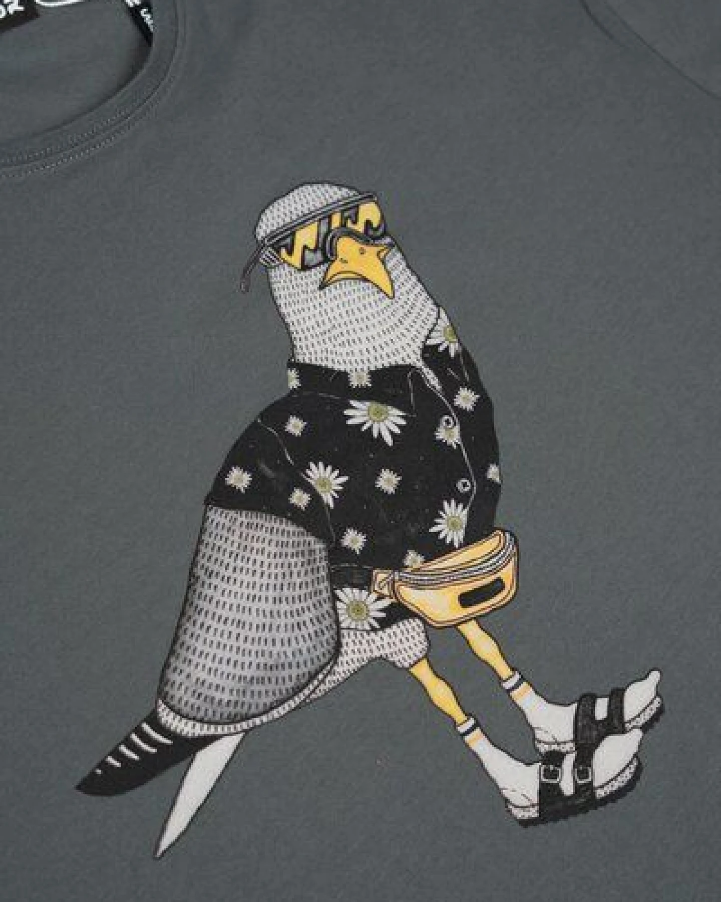 LAKOR T-Shirt aus Bio-Baumwolle - Sightseer Seagull - Urban Chic – Ansicht 3