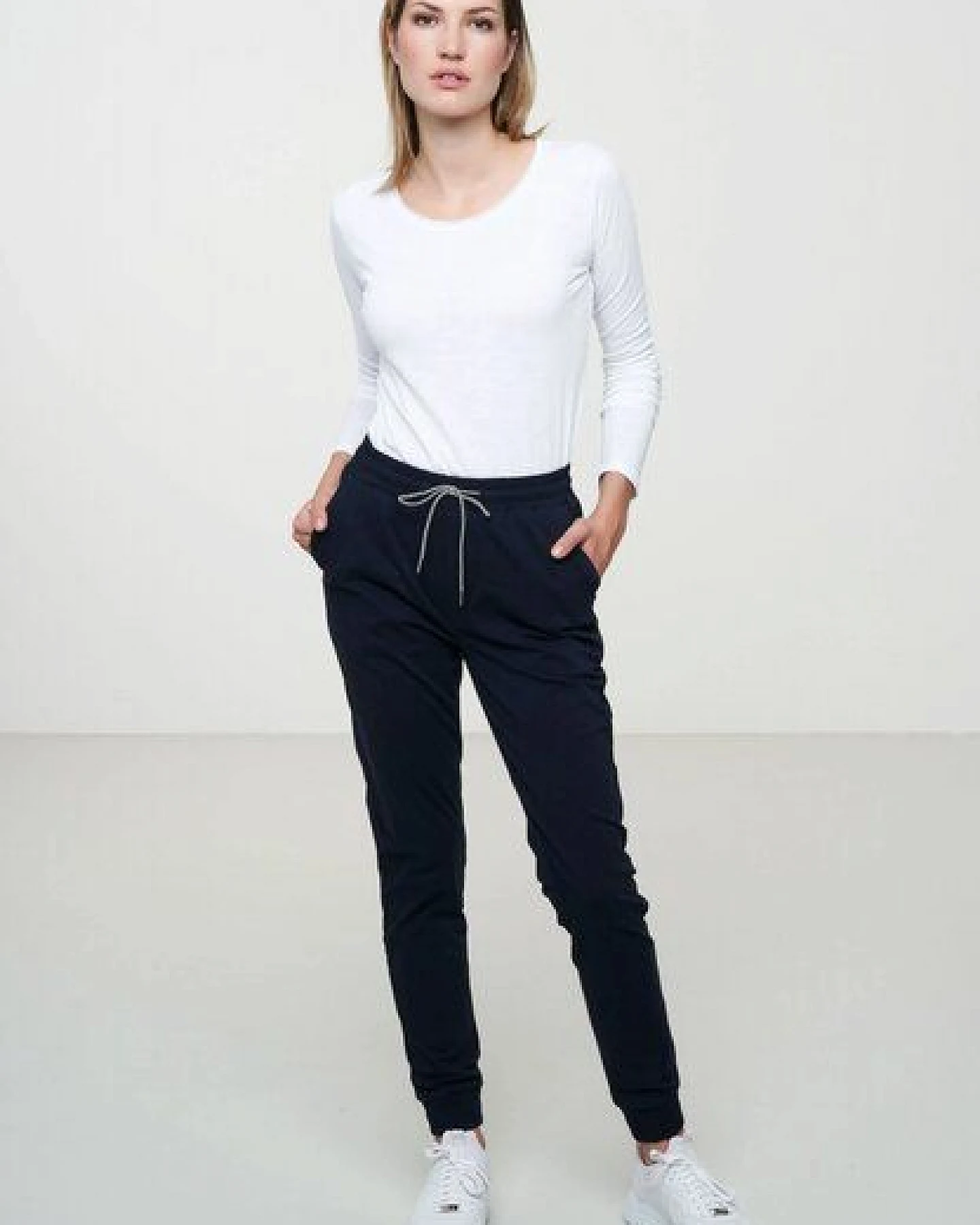 recolution Jogg-Chino CALATHEA – Ansicht 4