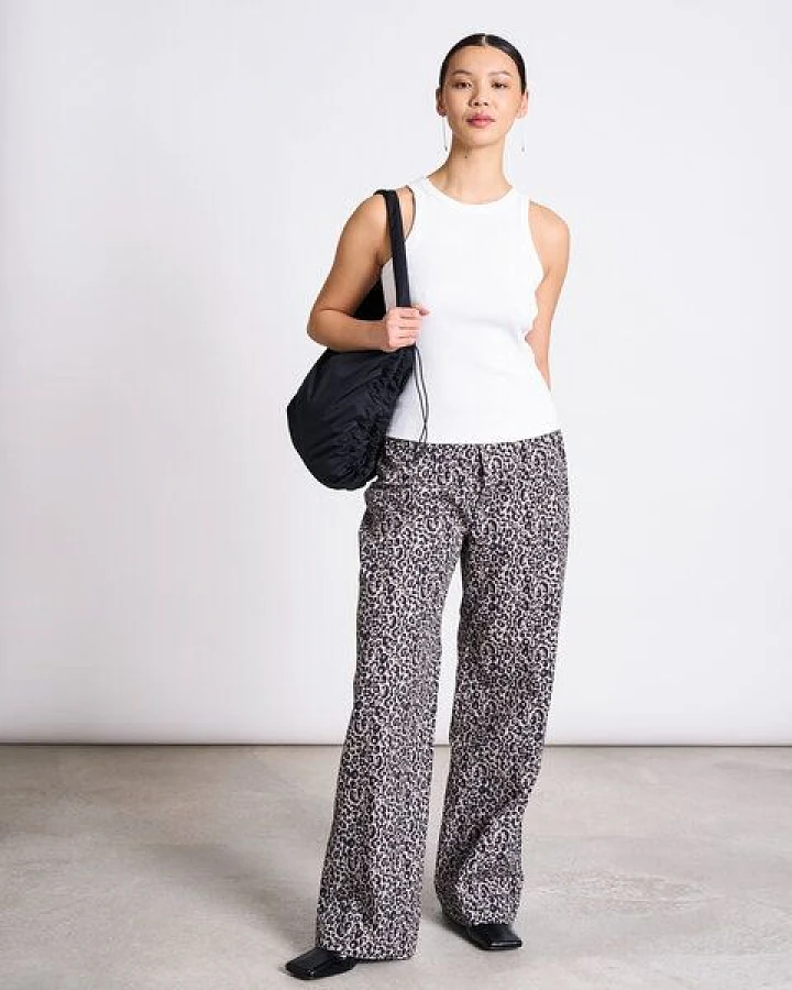 Leo Print