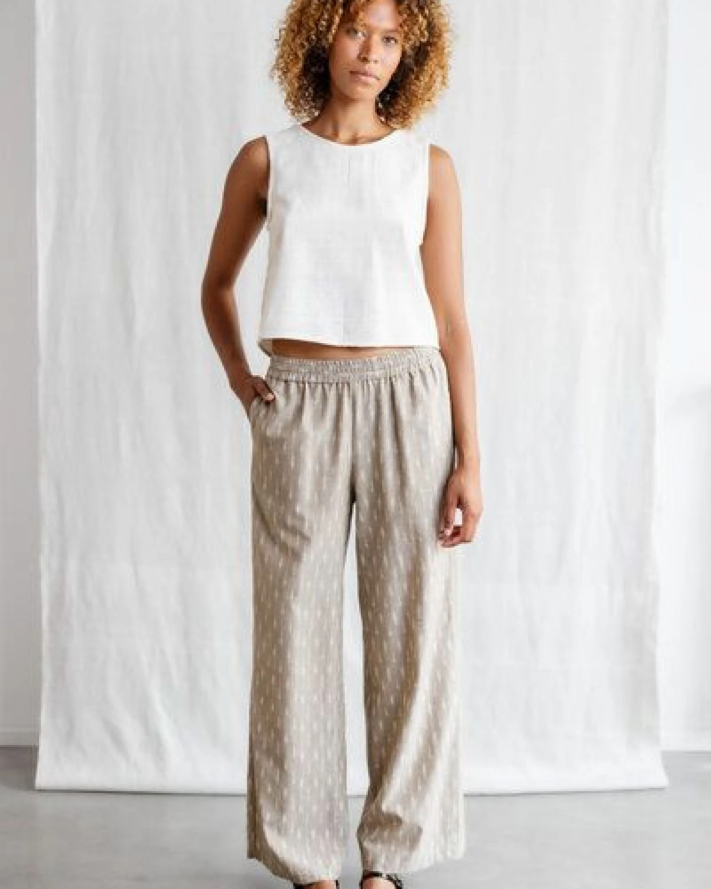 Jyoti - Fair Works Bio-Baumwoll Hose Jayan – Ansicht 3