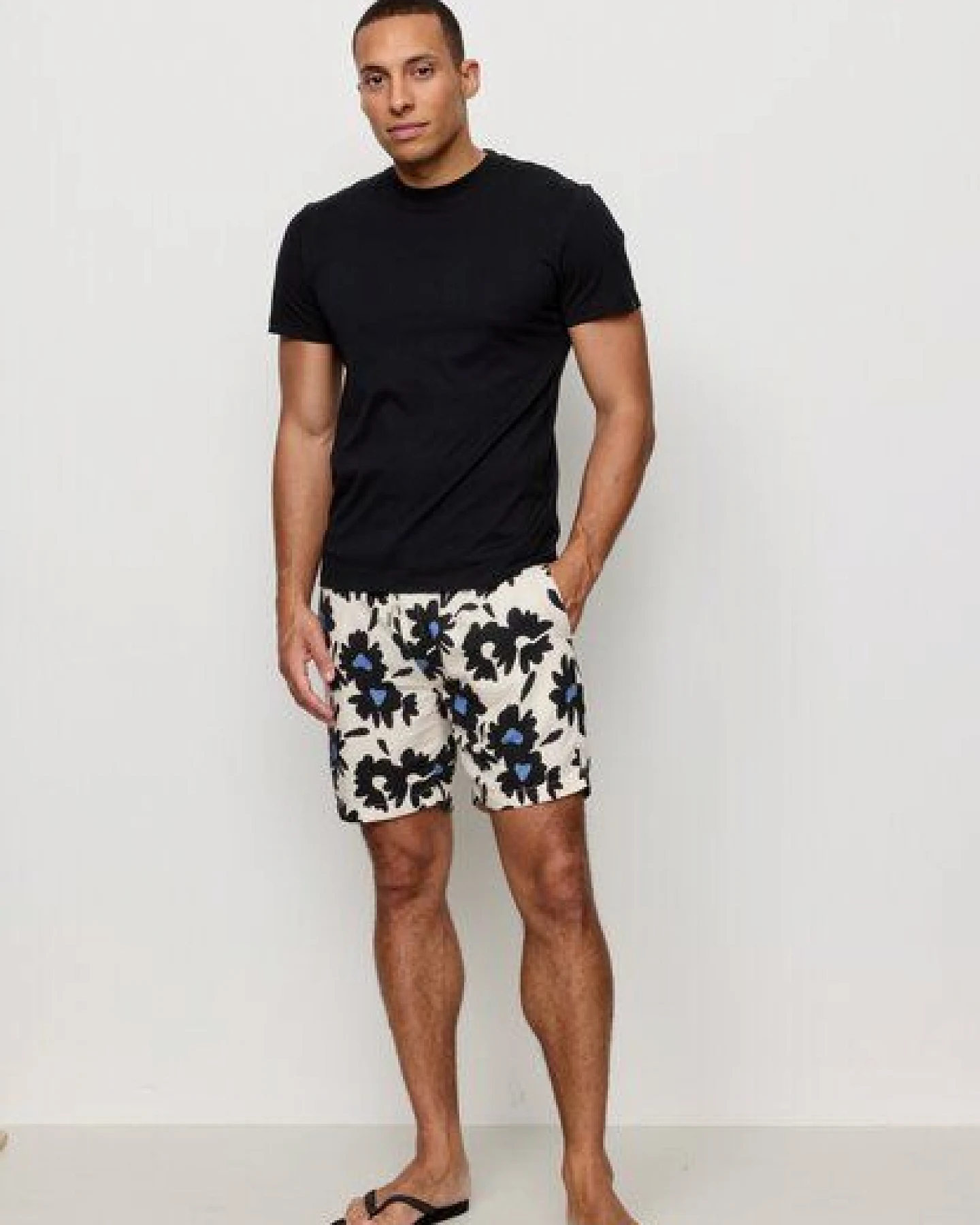 Herren Shorts aus Leinen und LENZING ECOVERO Viskose Mix - CURRY BLOOM - recolution – Ansicht 2