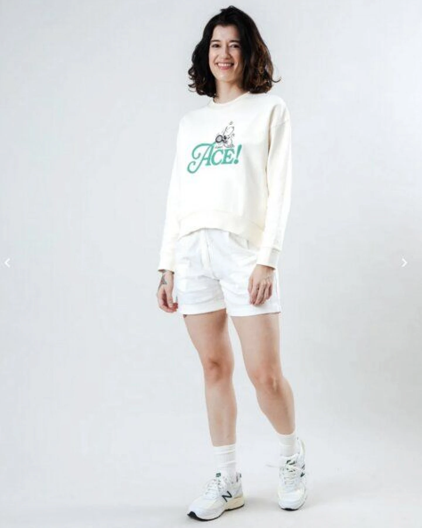 Brava Fabrics Peanuts Ace Snoopy Sweatshirt Rounded Hem Ecru – Ansicht 3