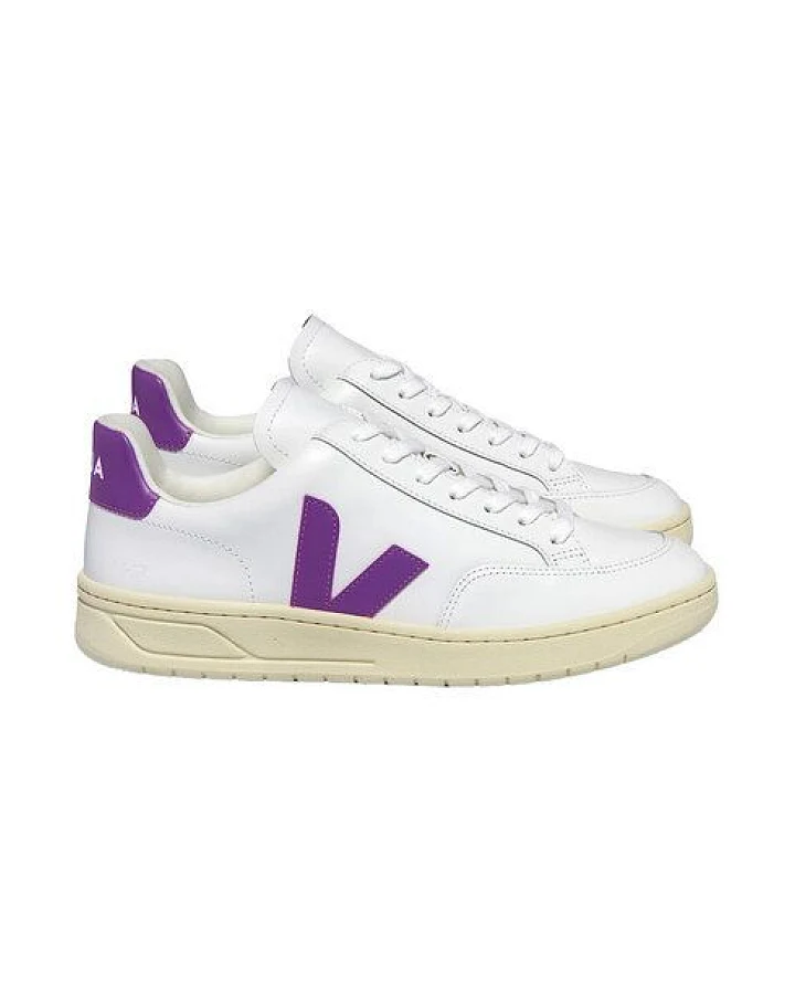 VEJA V-12 Leather Extra White Cosmos