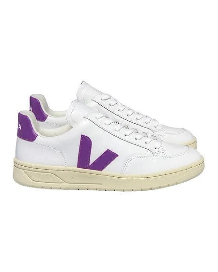 VEJA V-12 Leather Extra White Cosmos
