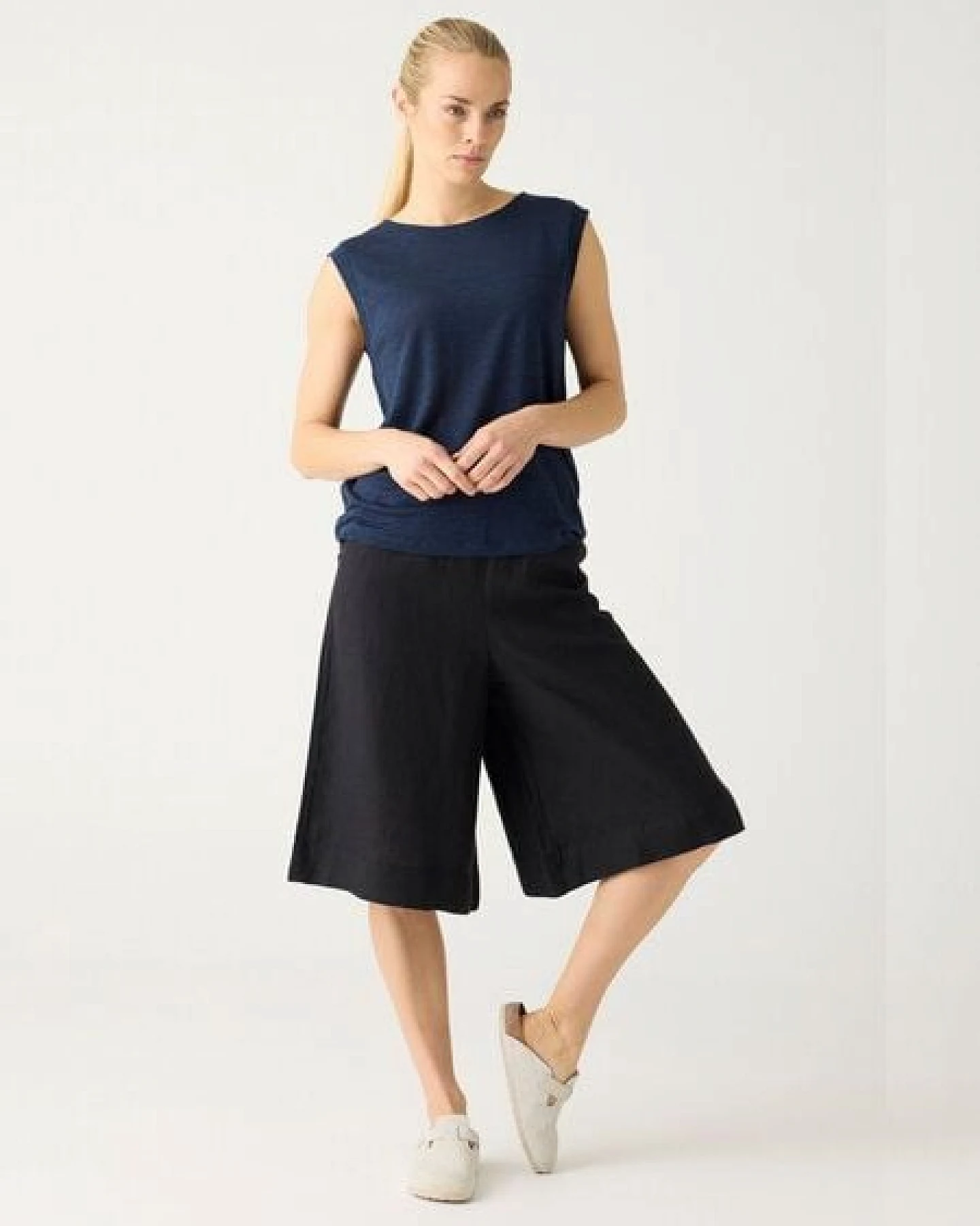 KnowledgeCotton Apparel EVE Culotte hohe Leinen-Shorts - GOTS/Vegan – Ansicht 2