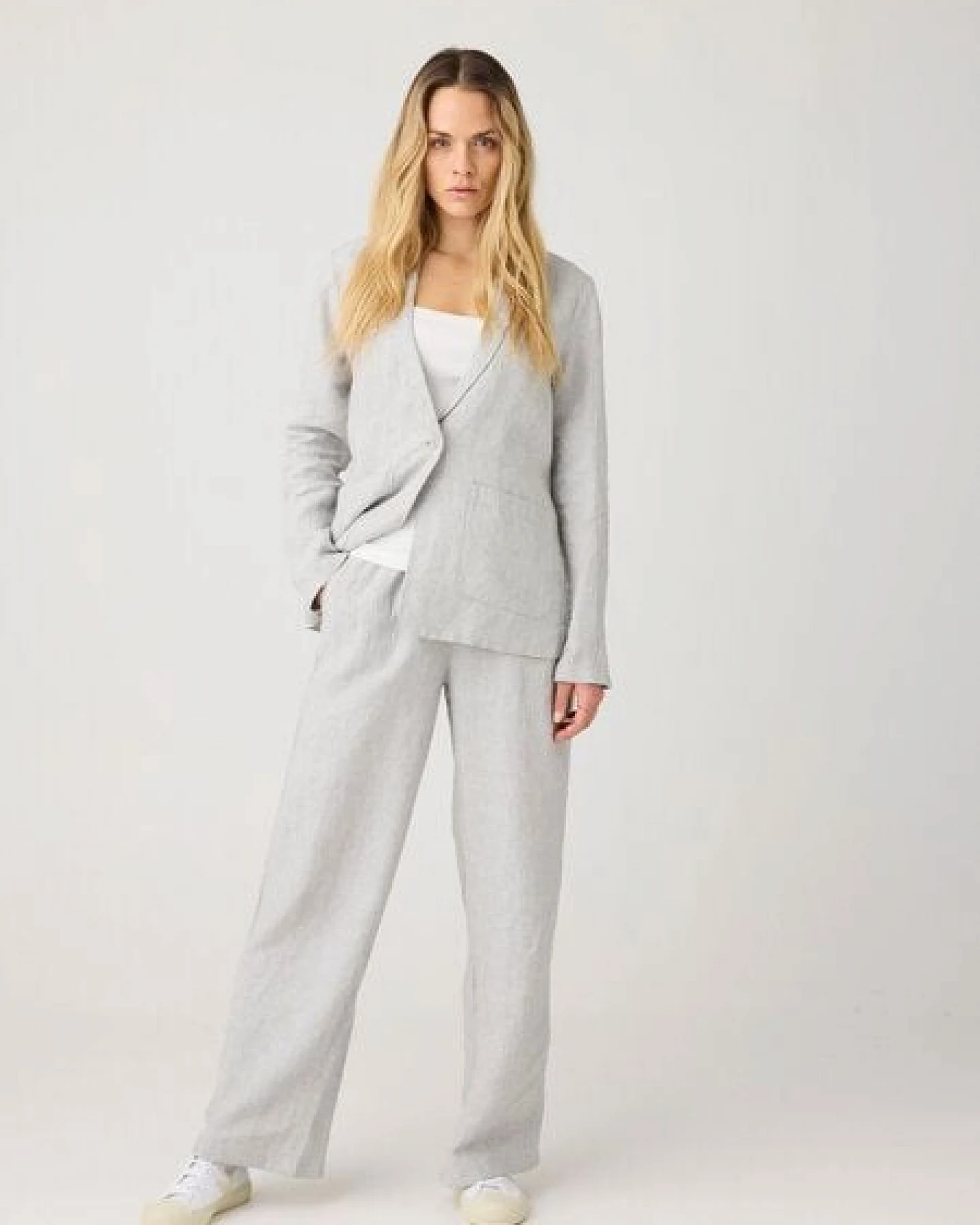 KnowledgeCotton Apparel POSEY weite, mittelhohe Leinenhose - GOTS/Vegan – Ansicht 4