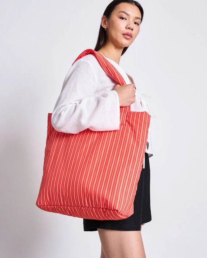 JAN N JUNE PADDED SHOPPER SMOL