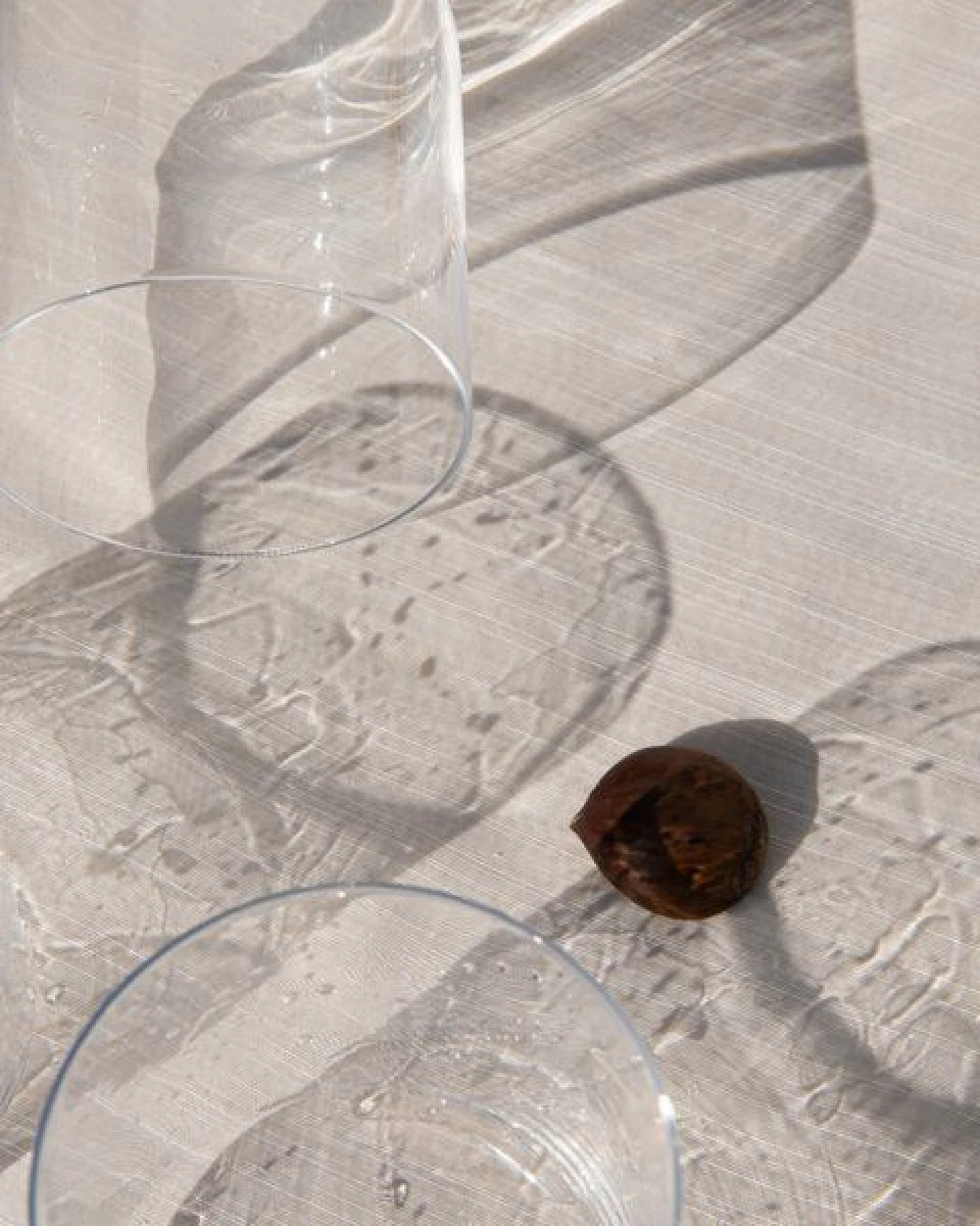 NAKOA Vielseitiges Gläser Set für Jeden Anlass I 4 Stück je 355 ml I Elegante Wassergläser & Trinkgläser Set Spülmaschinenfest I Ideal als Tumbler Glas & Weingläser I Perfekt für tägliche Nutzung – Ansicht 4