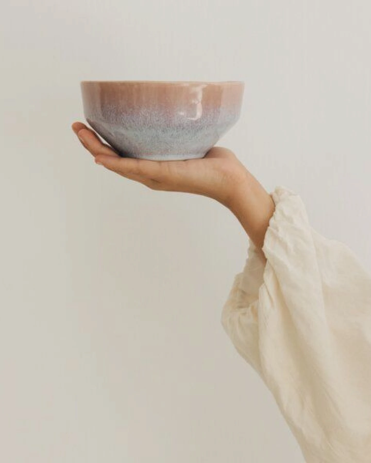 NAKOA Keramik Müslischale 4er Set I Handgefertigtes Steingut-Geschirrset I Hochwertige Keramikschalen I Salatschüsseln Bowl Set I Langlebig & Spülmaschinenfest I Modernes Design I 15,5 x 7 cm – Ansicht 2