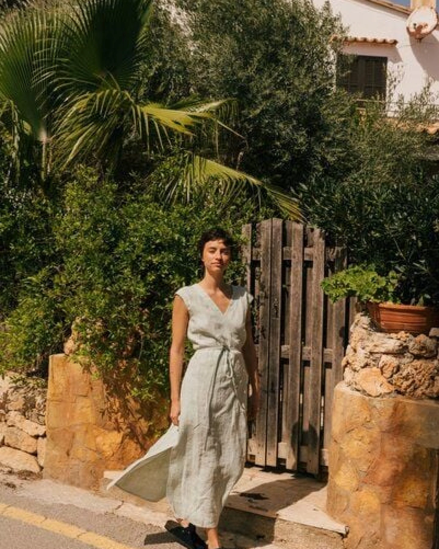 AmourLinen Wickelkleid aus Leinen AURORA – Ansicht 3