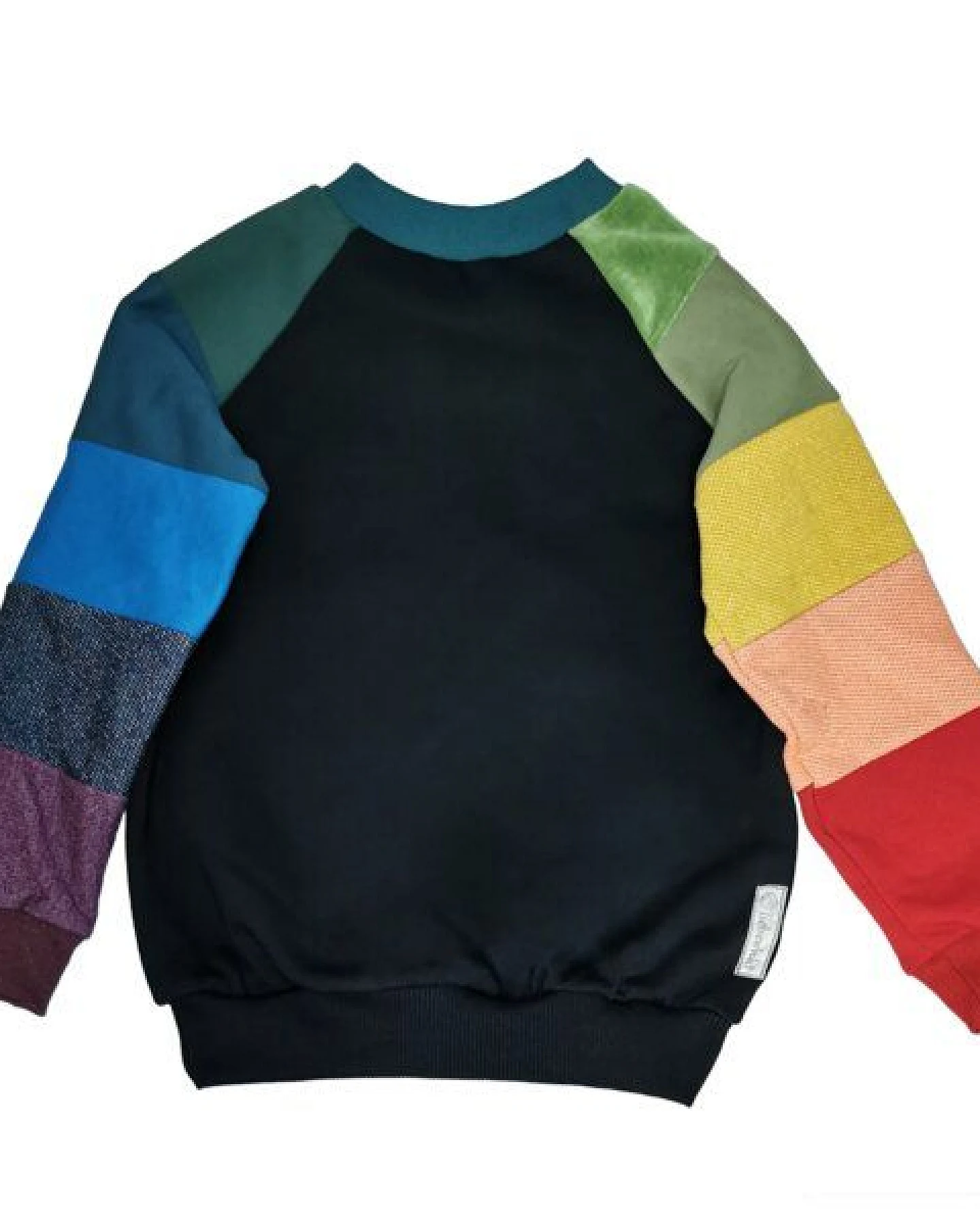 liebewicht Pullover aus Bio Sweat Regenbogen Patchwork Unikat für Babys und Kinder – Ansicht 3