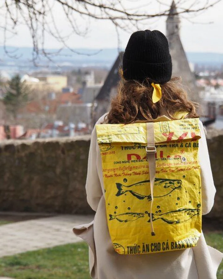 REFISHED fair fashion Rucksack 'BACKPACK' - upcycelte Fischfuttersäcke