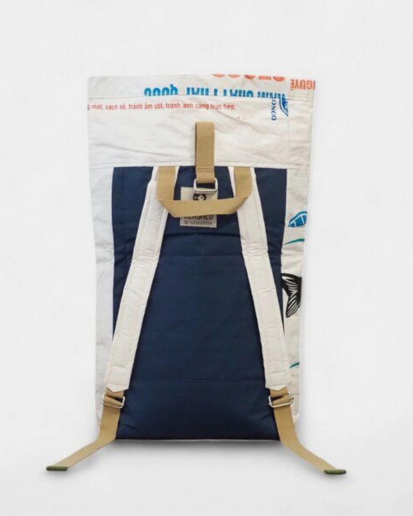 REFISHED fair fashion Rucksack 'BACKPACK' - upcycelte Fischfuttersäcke – Ansicht 2