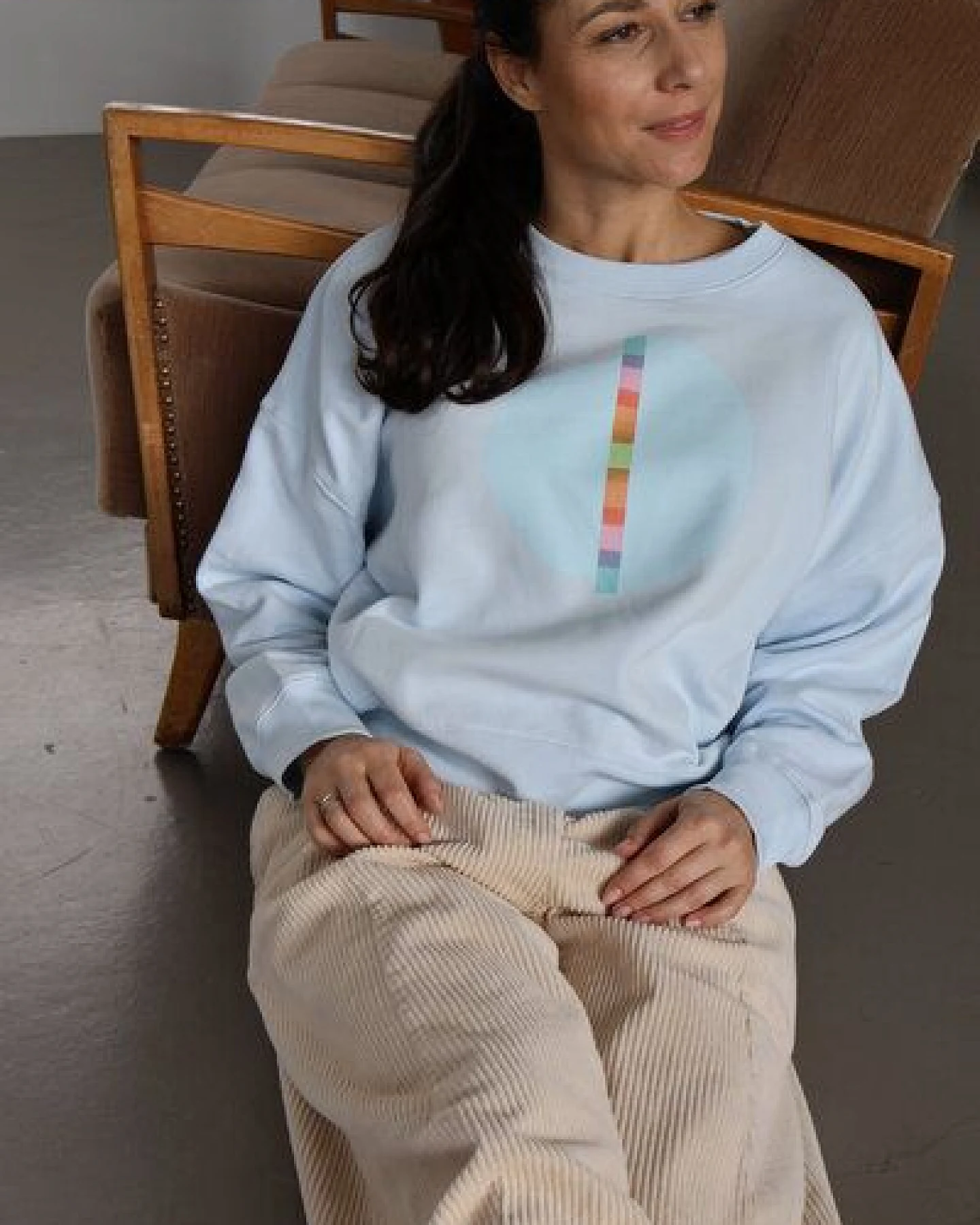 Kultgut Artdesign Boxy-Style Sweatpullover / Over The Rainbow – Ansicht 2