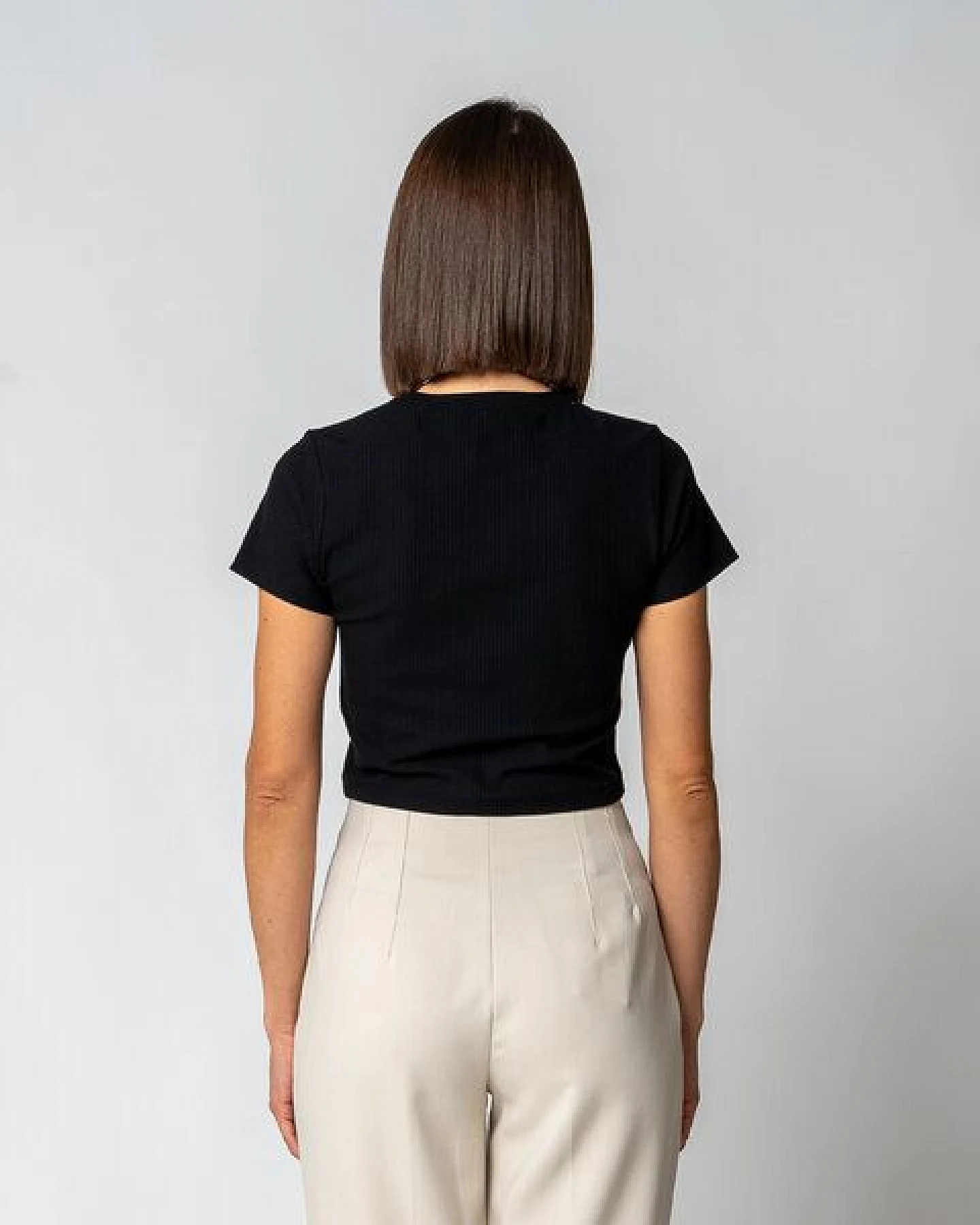 GORG Damen Geripptes Cropped T-Shirt aus Bio-Baumwolle & TENCEL Modal – Ansicht 3