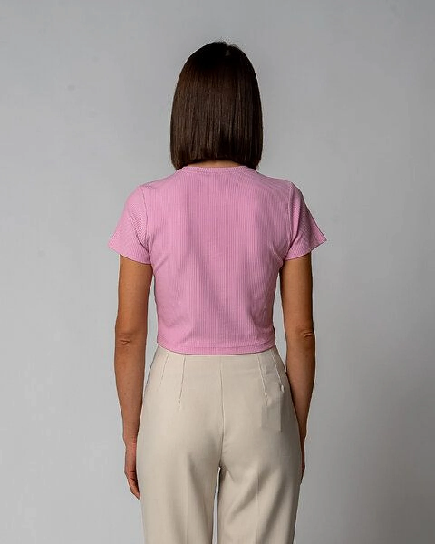 GORG Damen Geripptes Cropped T-Shirt aus Bio-Baumwolle & TENCEL Modal – Ansicht 4