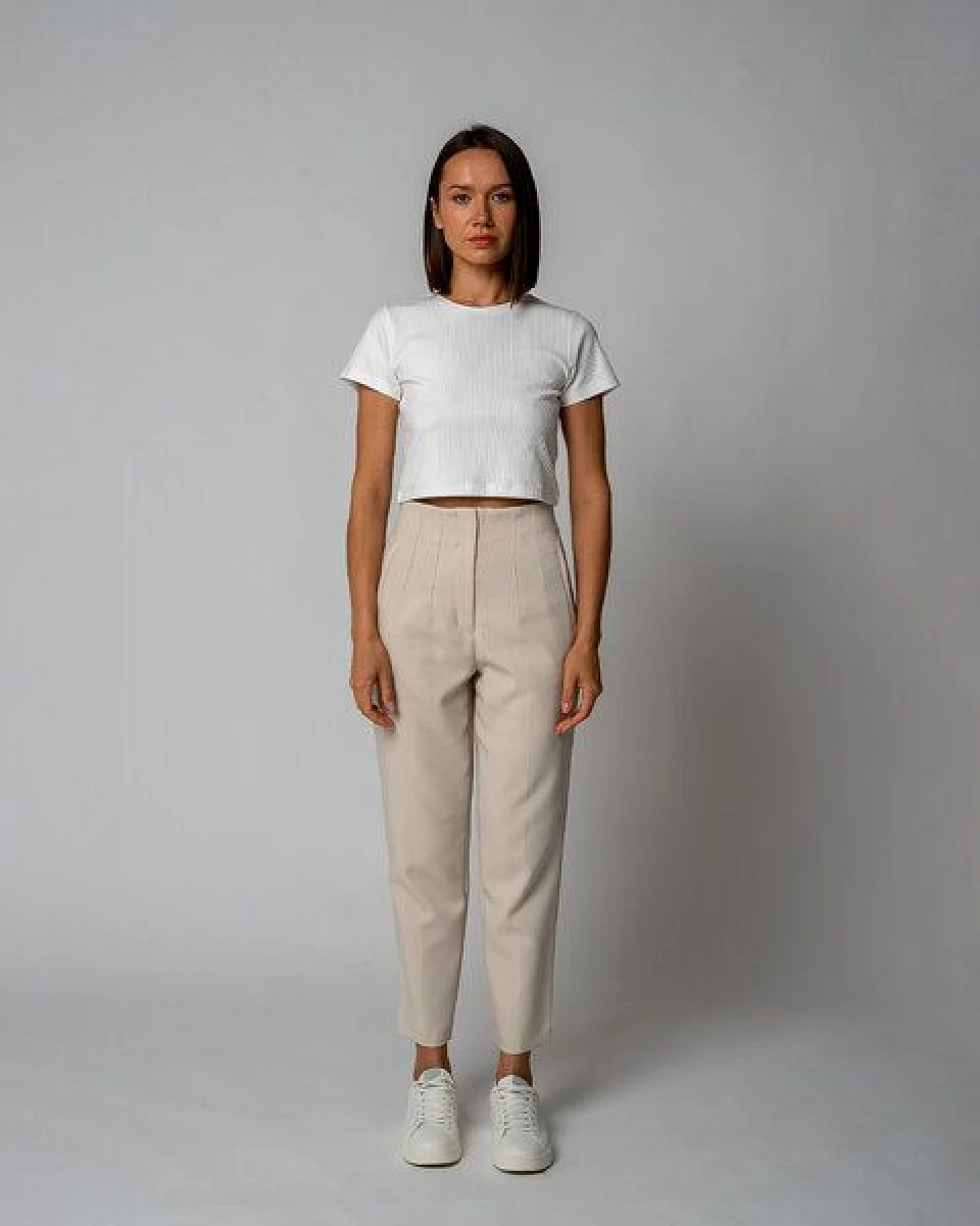 GORG Damen Geripptes Cropped T-Shirt aus Bio-Baumwolle & TENCEL Modal – Ansicht 4