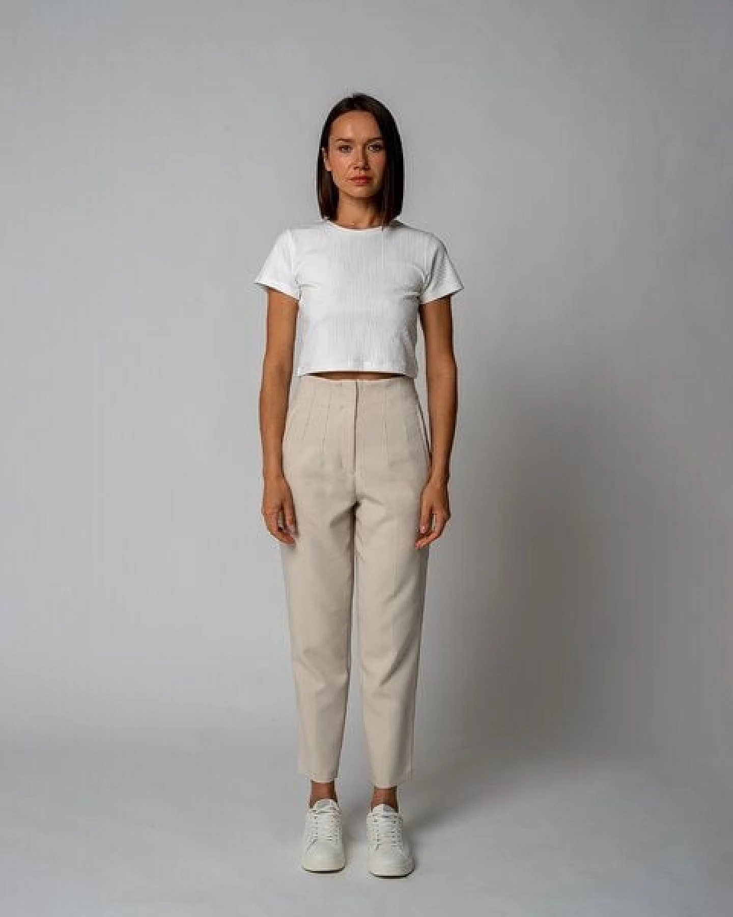 GORG Damen Geripptes Cropped T-Shirt aus Bio-Baumwolle & TENCEL Modal – Ansicht 3