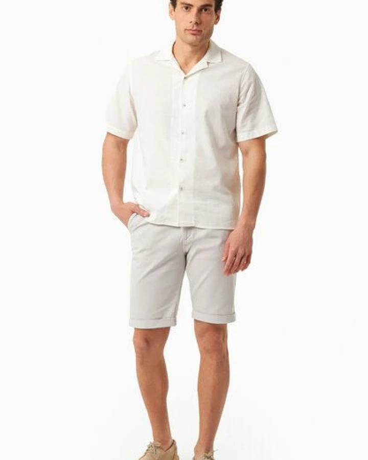 Produktseite: ORGANICATION Regular-Fit Shorts aus Bio-Baumwolle