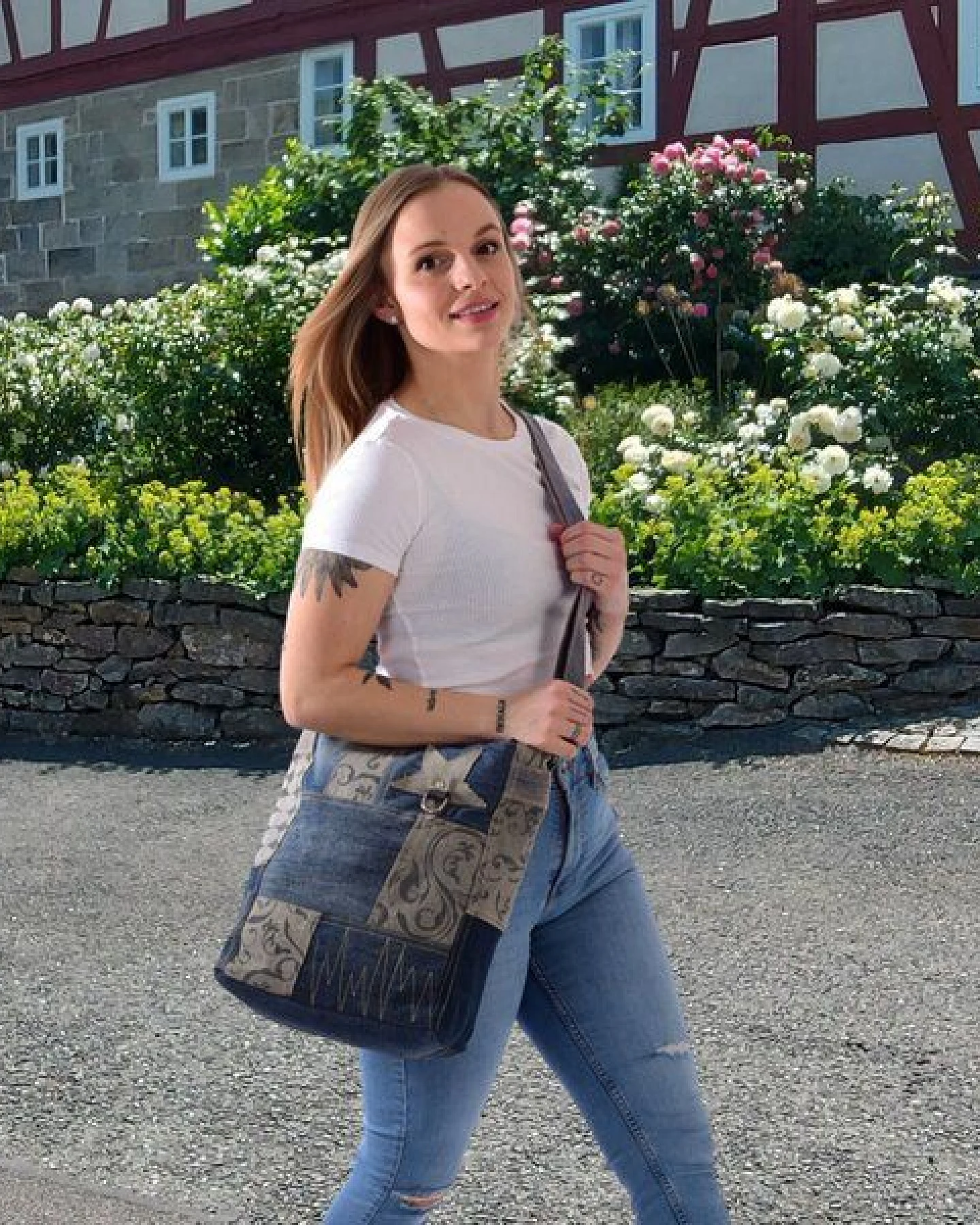 Sunsa Damen Umhängetasche in Patchwork Design. Nachhaltige Jeans Crossbody Bag – Ansicht 4