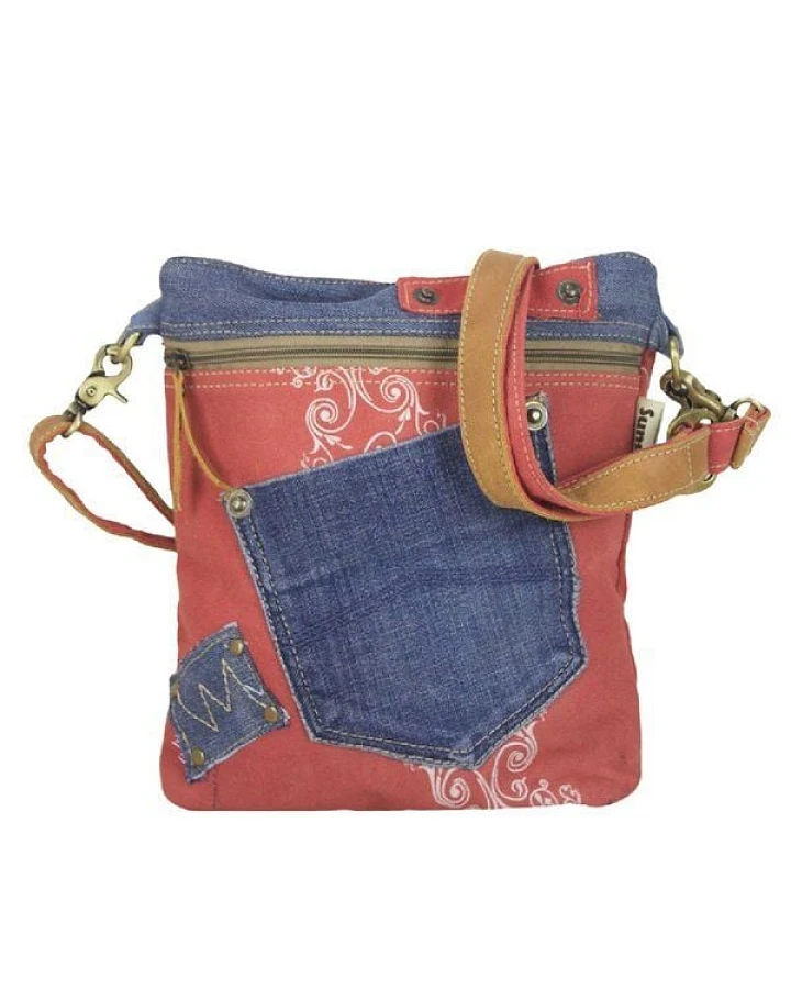 Sunsa Umhängetasche aus rote Canvas & recycelter Jeans. Nachhaltige Crossbody Bag
