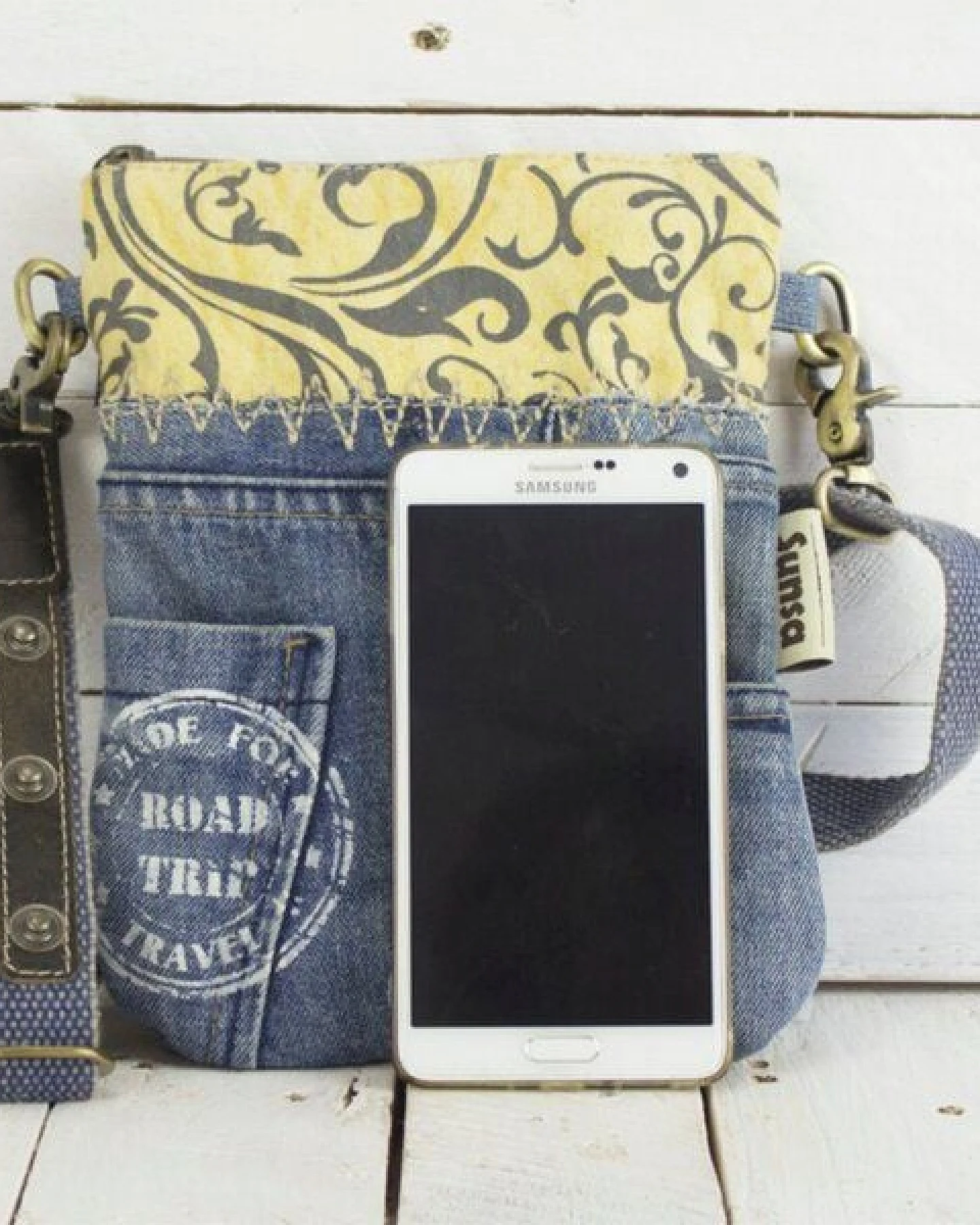 Sunsa kleine Umhängetasche aus recycelter Jeans & Canvas Mini Jeanstasche – Ansicht 4