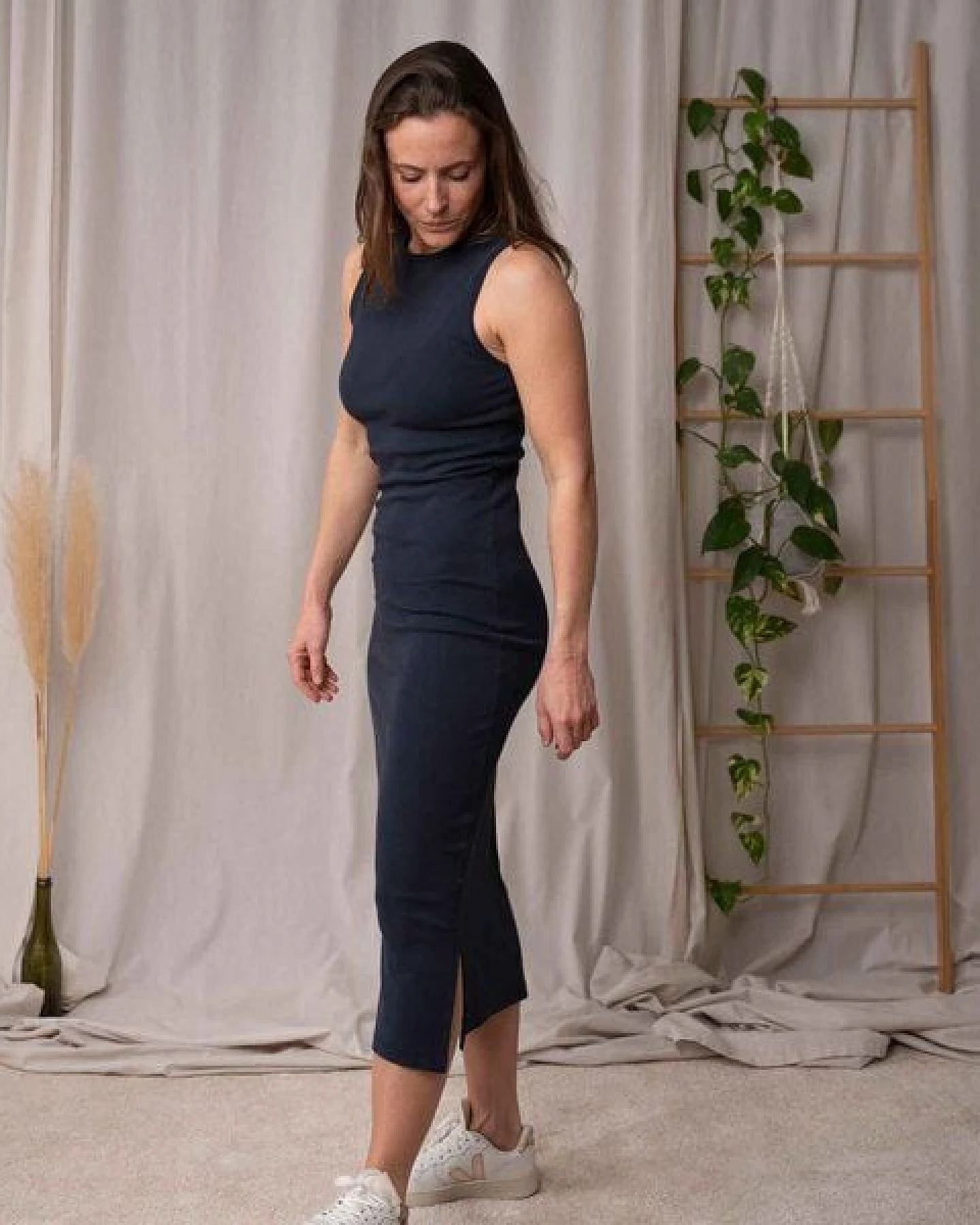 Vresh Clothing Violetta - Rib Kleid aus Biobaumwolle – Ansicht 4