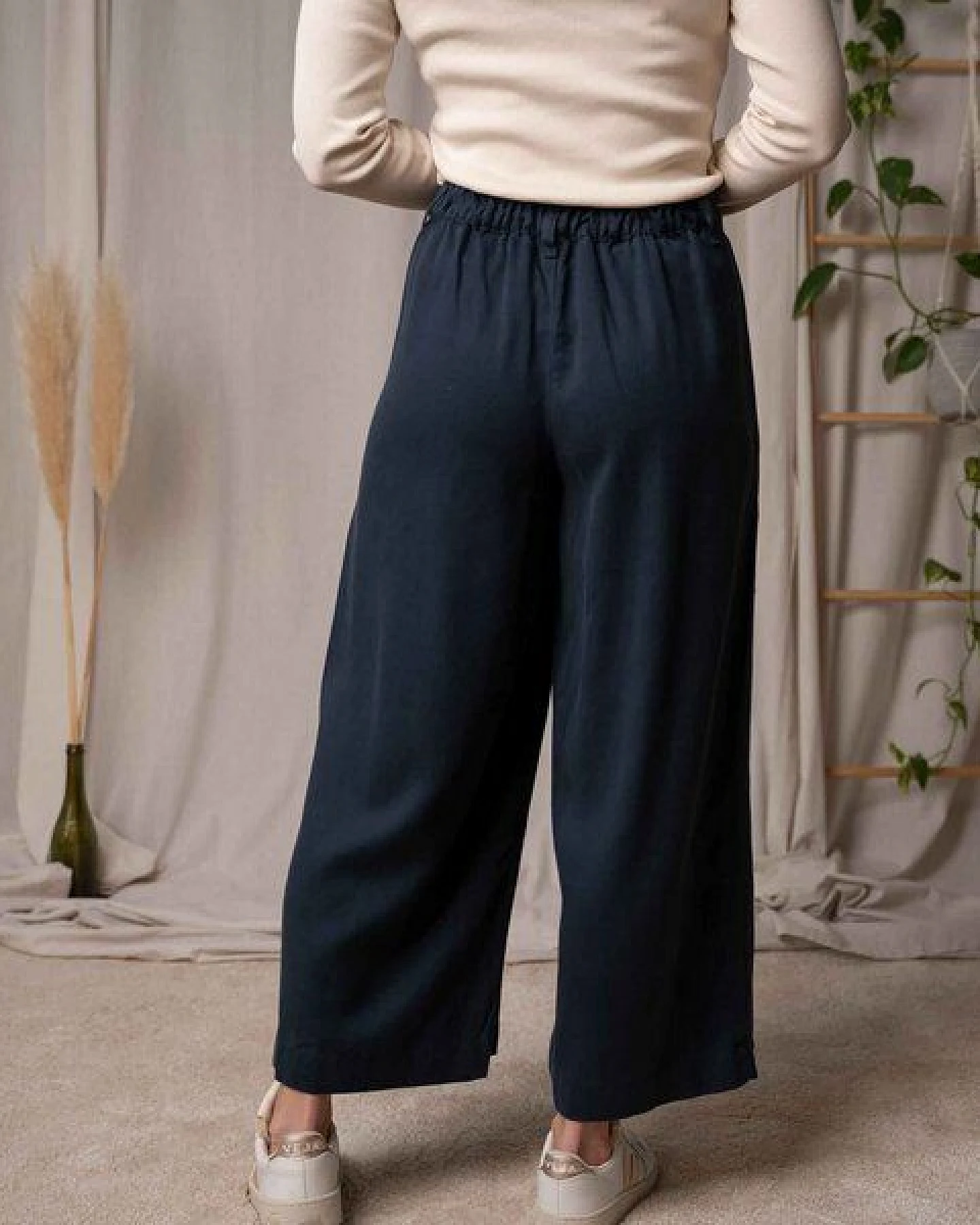 Vresh Clothing Vreni - Culotte aus TENCEL (TM) Lyocell – Ansicht 2