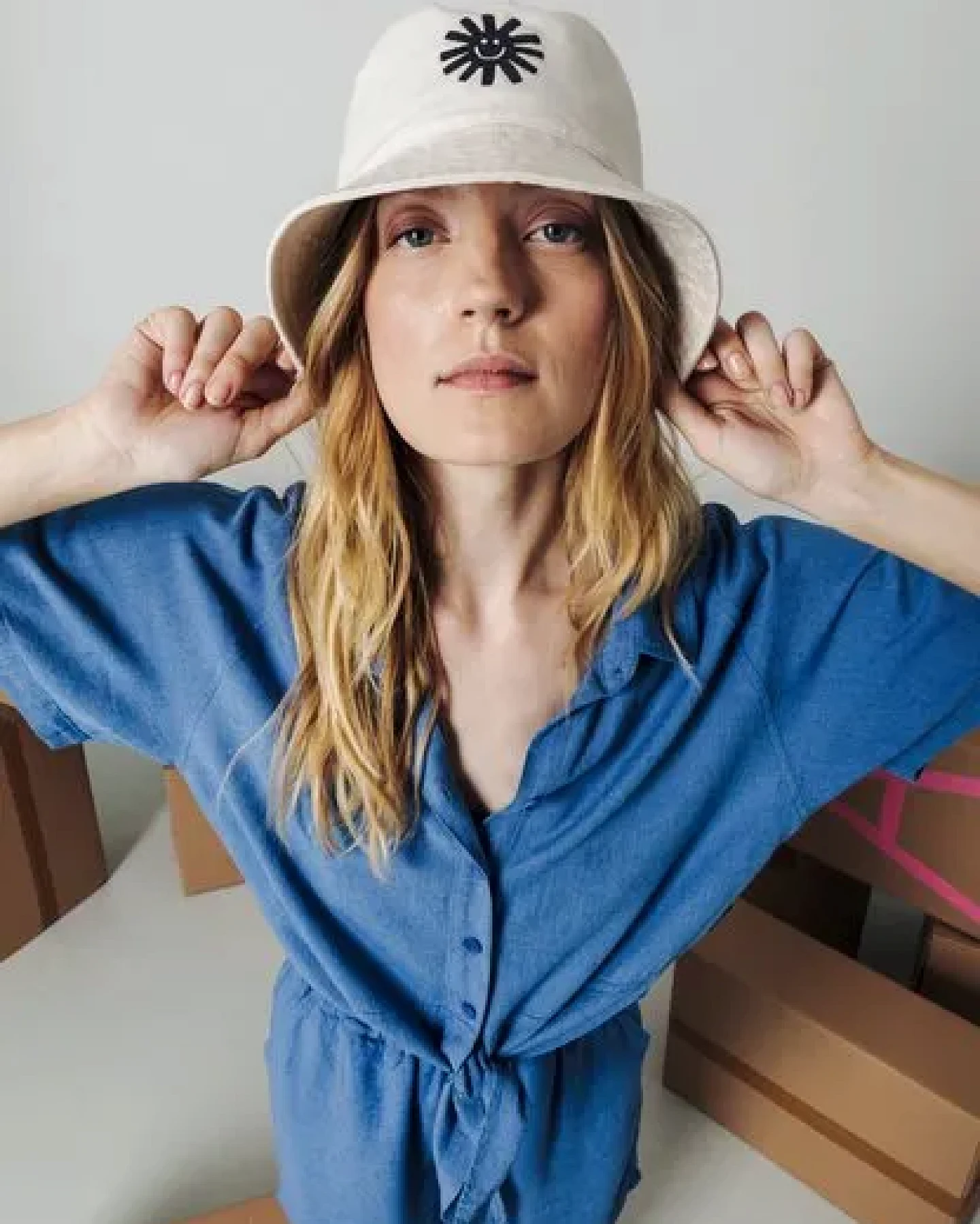 Bucket Hat aus Bio-Baumwolle - SUN SMILE - recolution – Ansicht 2