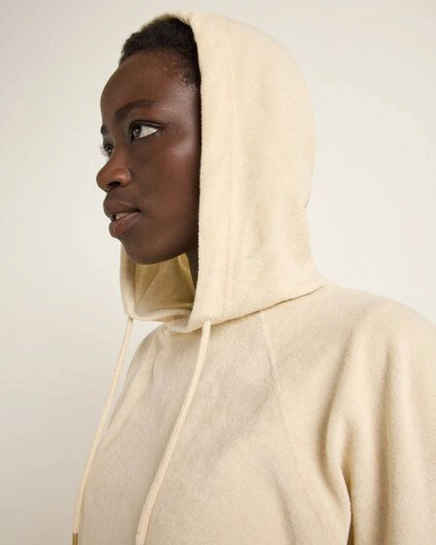LANIUS Kapuzensweatshirt (GOTS) aus Bio-Baumwolle und recyceltem Polyester – Ansicht 4