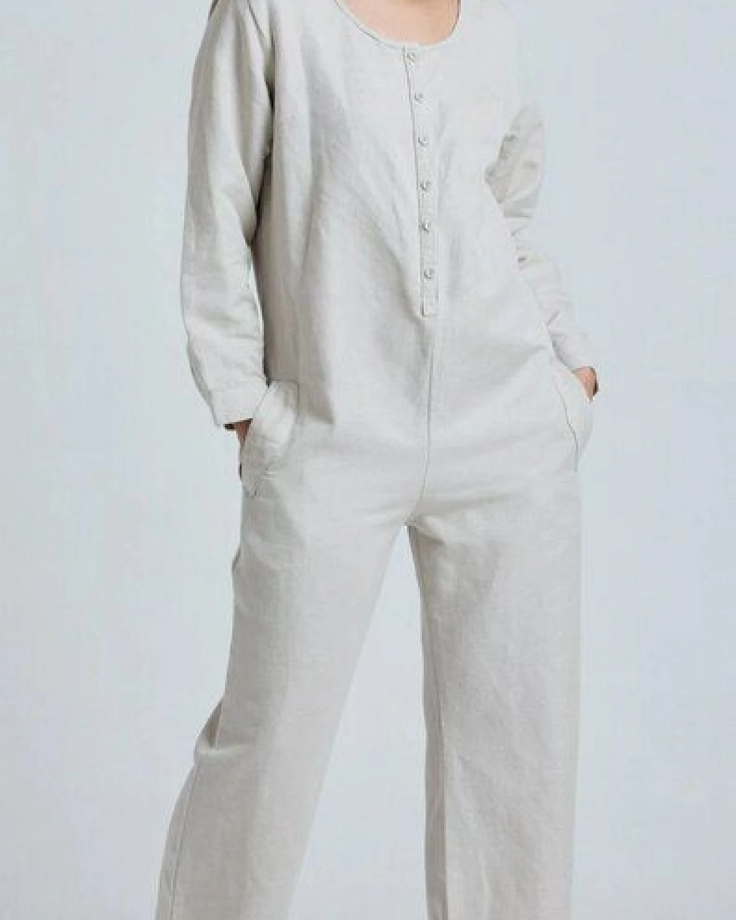 Flax and Loom Leinen Jumpsuit Modell: Clara – Ansicht 4
