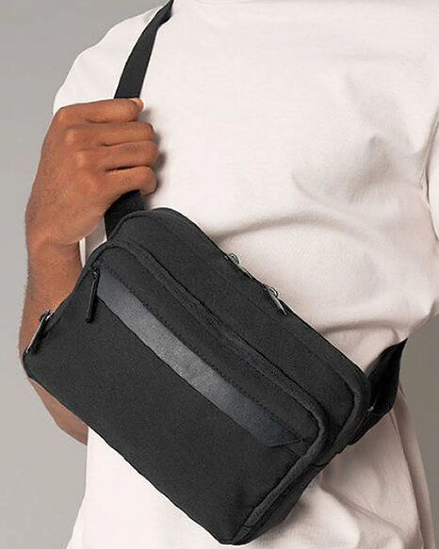 Quadra Cross Body Bag Airside aus recycelten Material – Ansicht 2
