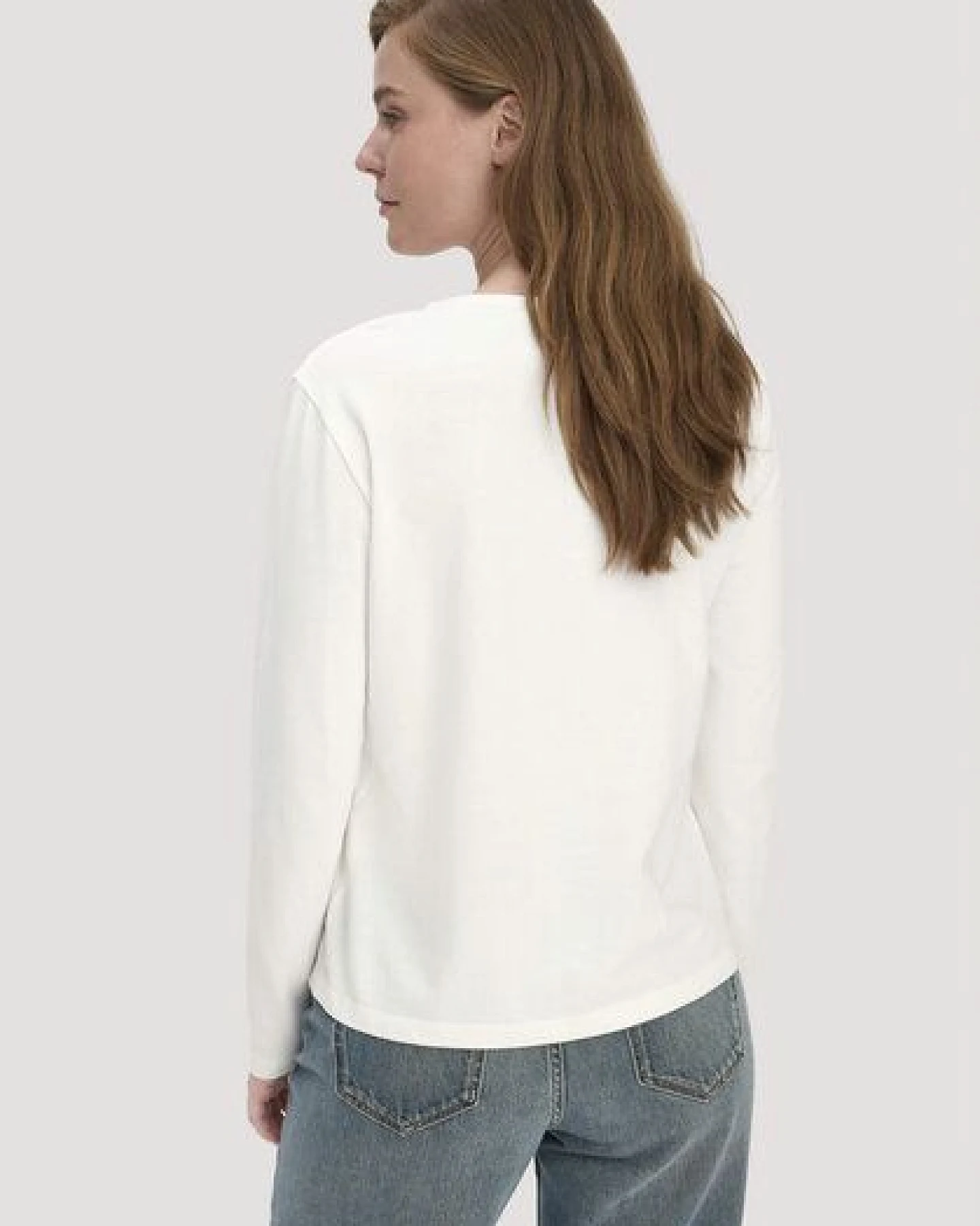 hessnatur Langarmshirt aus reiner Bio-Baumwolle – Ansicht 2