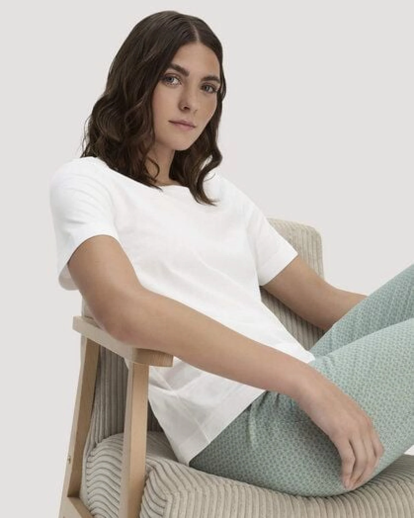 hessnatur Kurzarm-Schlafshirt aus reiner Bio-Baumwolle – Ansicht 4