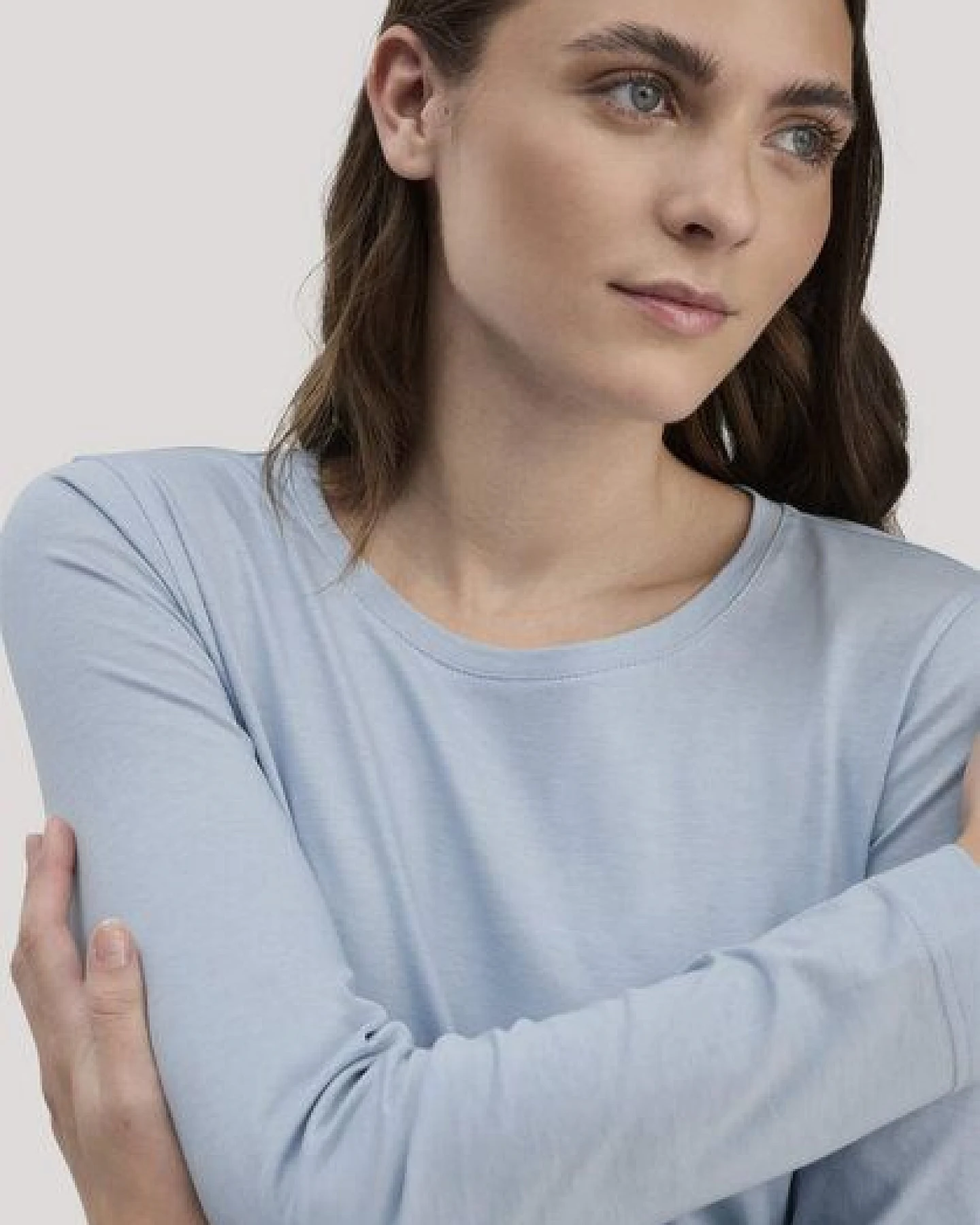 hessnatur Langarm-Schlafshirt aus reiner Bio-Baumwolle – Ansicht 4