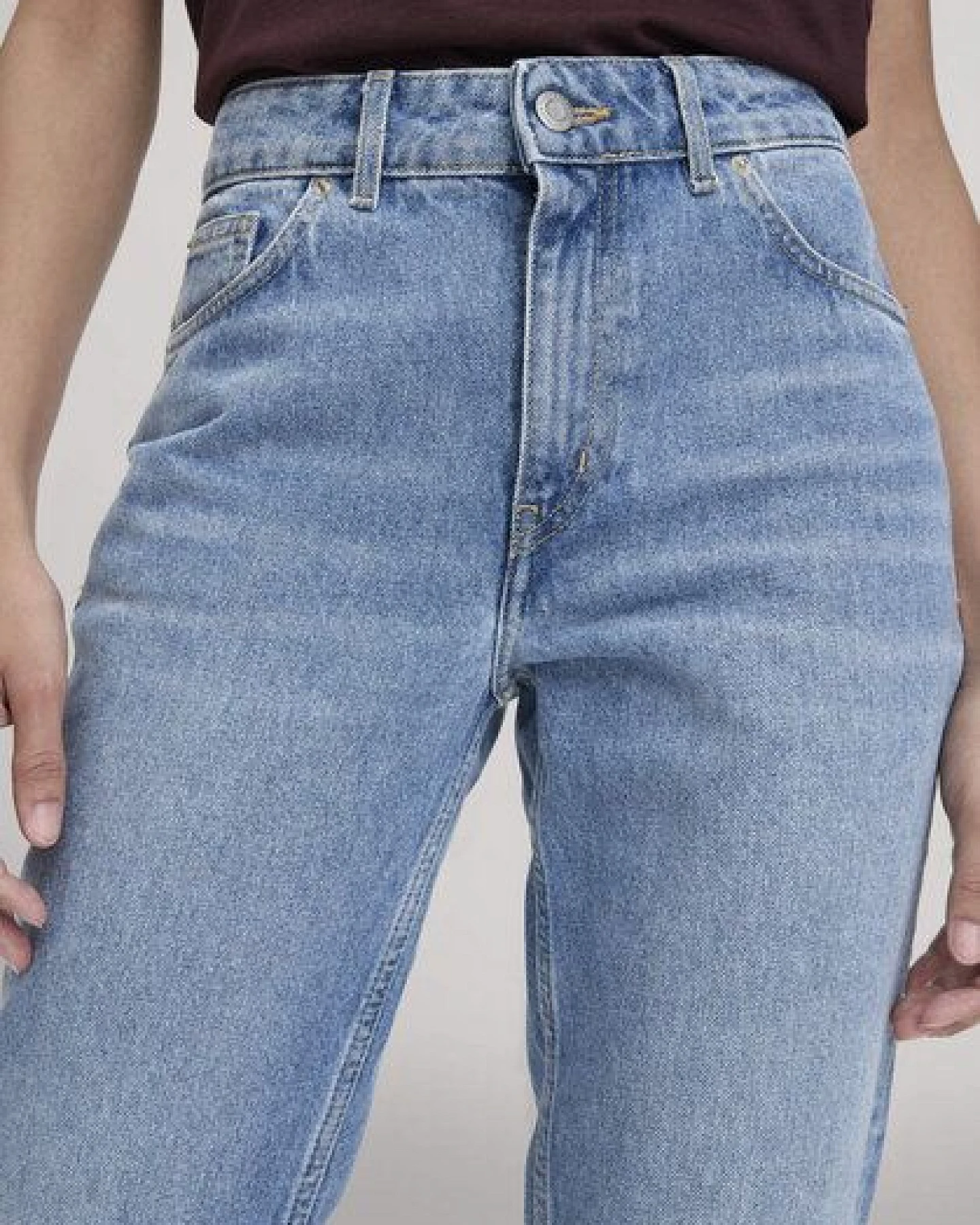 hessnatur Jeans HANNA High Rise Mom aus reinem Bio-Denim – Ansicht 2