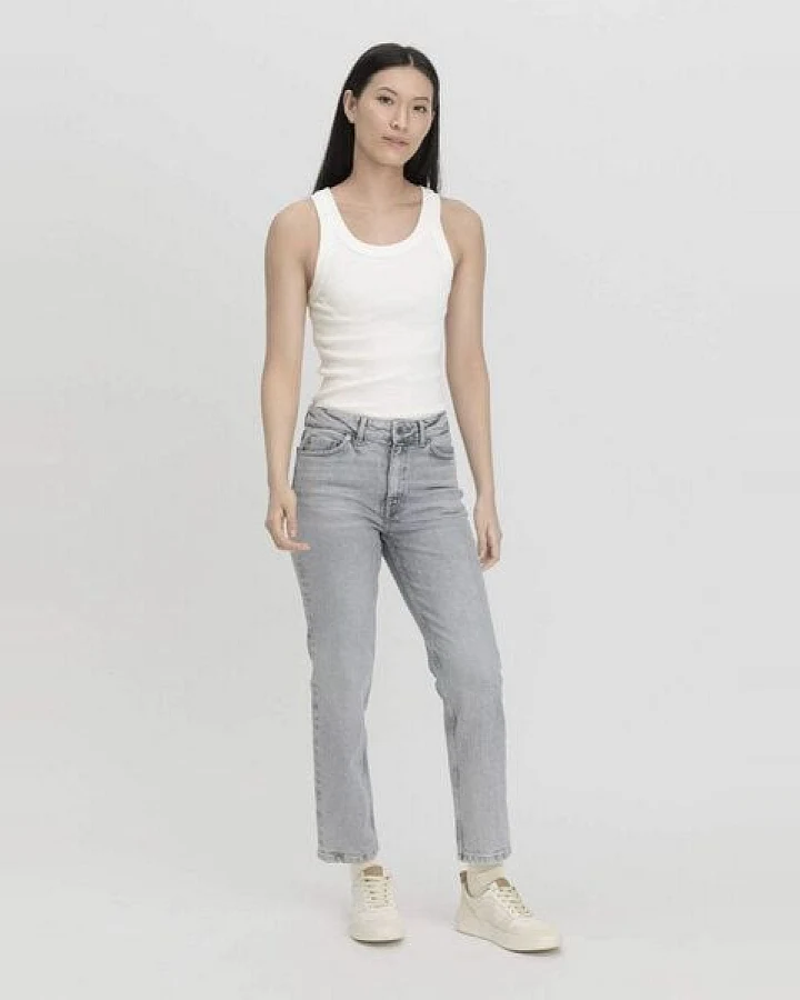 hessnatur Jeans BEA High Rise Straight aus Bio-Denim