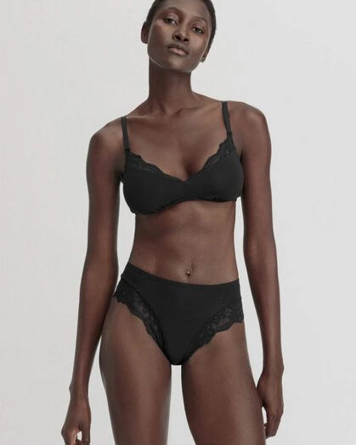 hessnatur Panty Regular Cut mit Spitze aus TENCEL Modal
