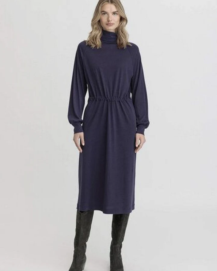 hessnatur Jersey Kleid Midi Relaxed aus TENCEL Lyocell mit Bio-Baumwolle